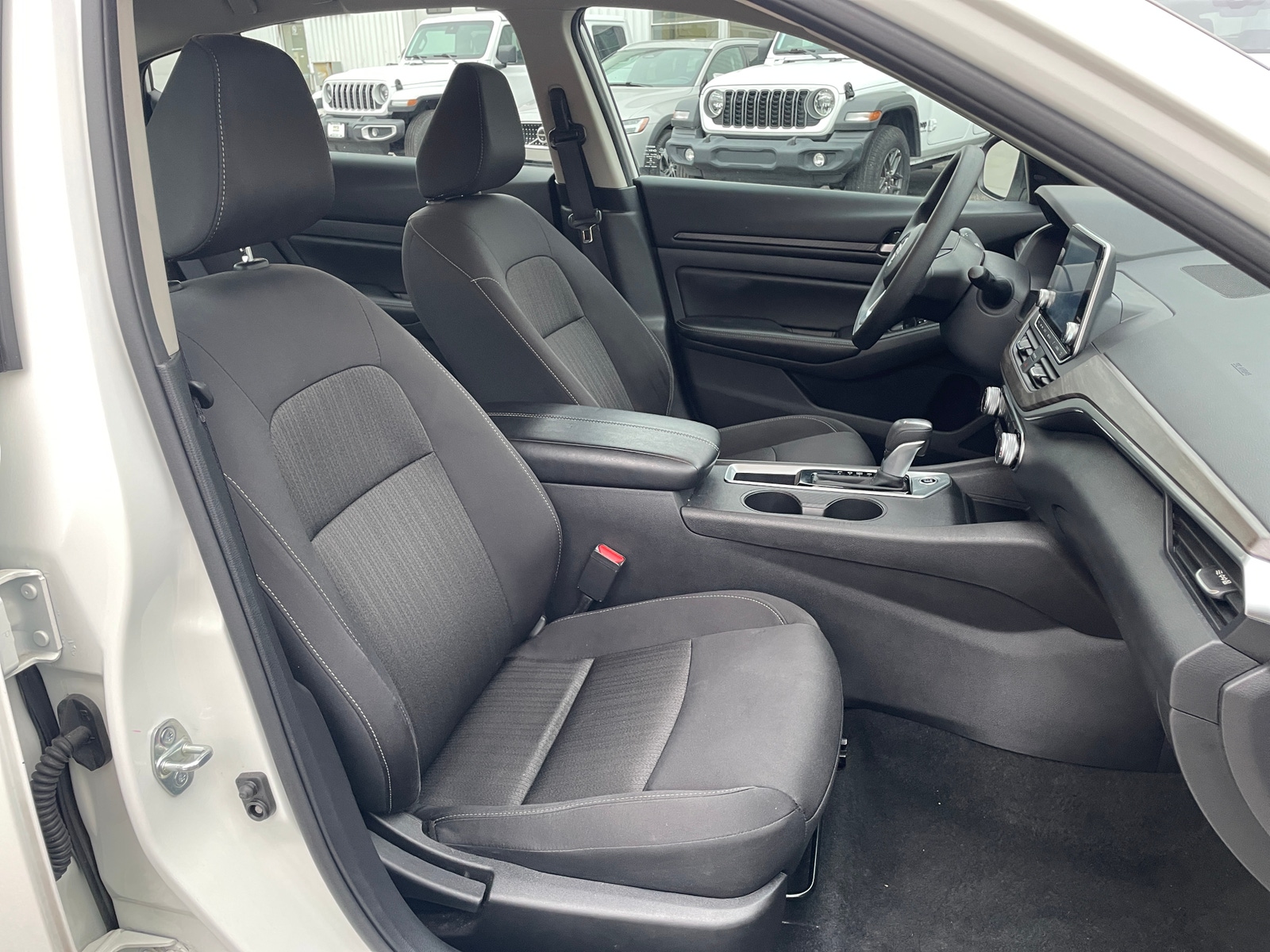 Thumbnail: 2025 Nissan Altima - 2