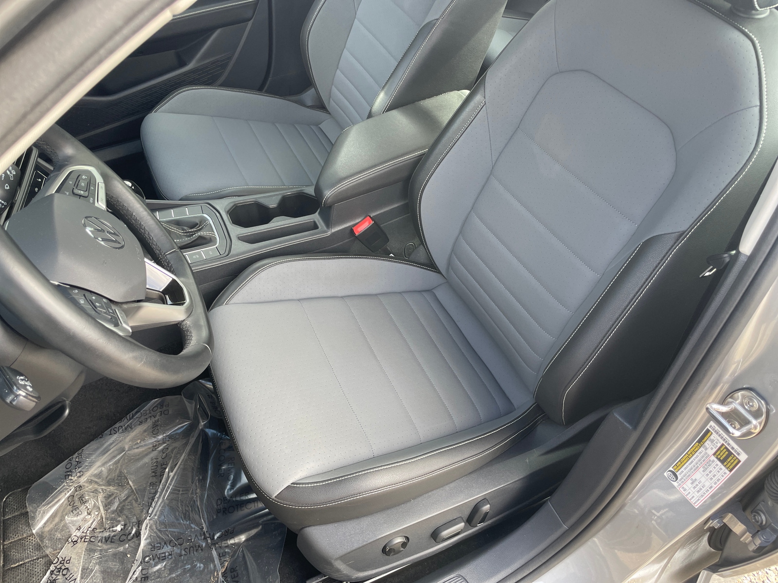 Thumbnail: 2025 Volkswagen Jetta - 2