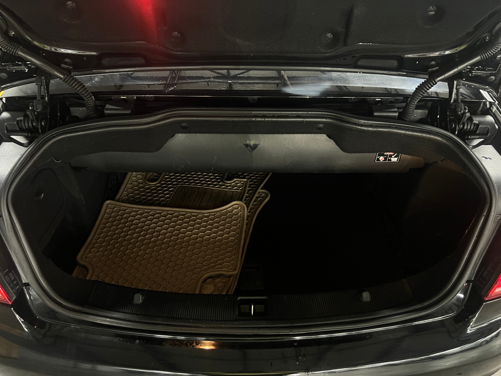 Thumbnail: 2014 Mercedes-Benz E-Class - 6