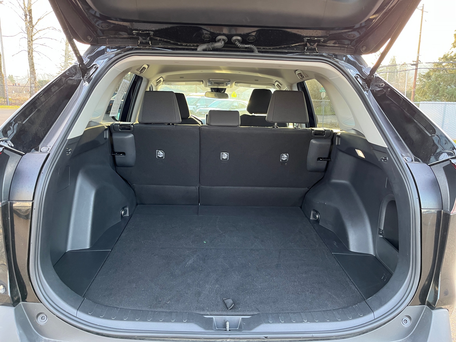 Thumbnail: 2025 Toyota RAV4 - 6