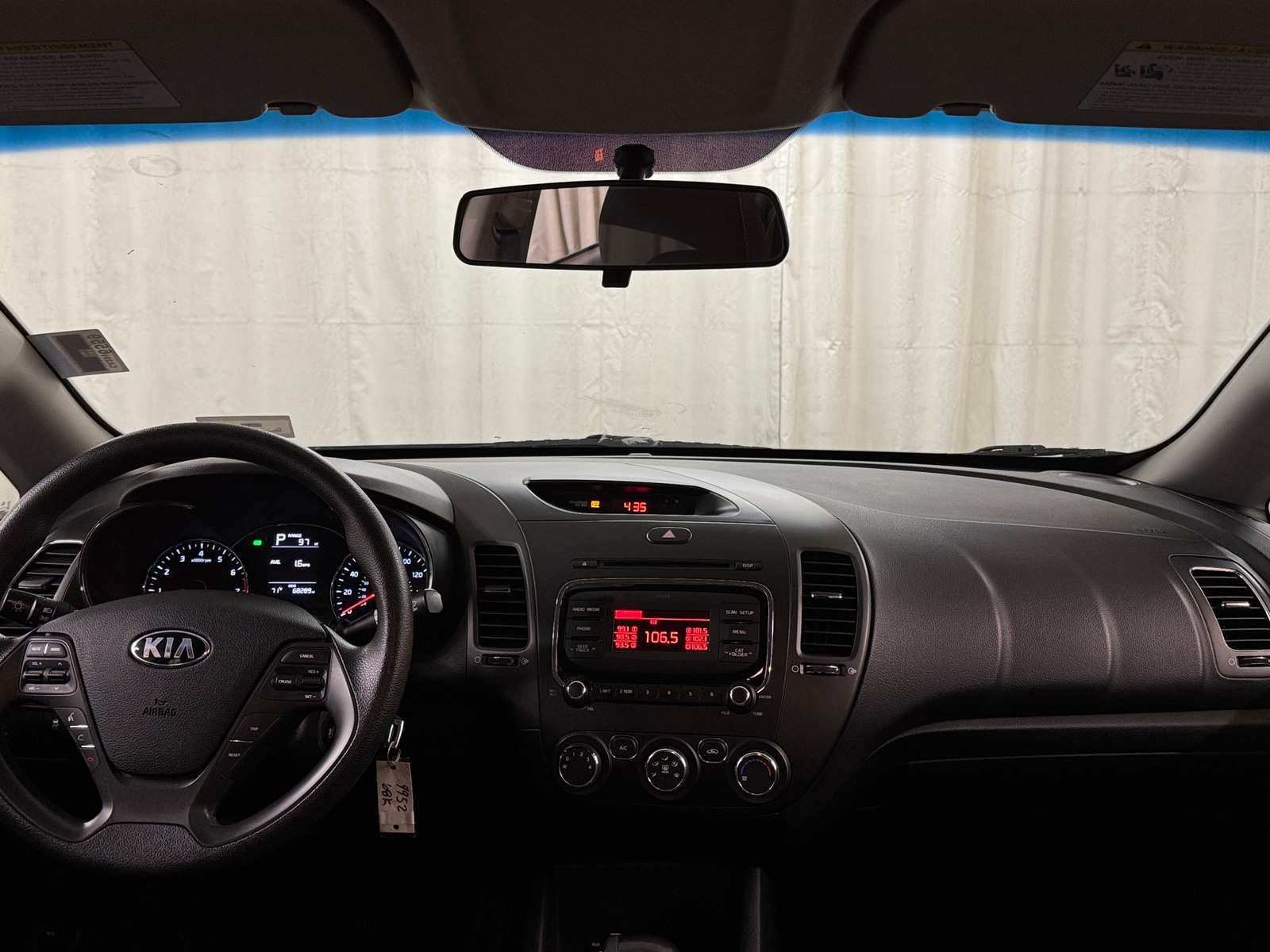 Thumbnail: 2018 Kia Forte - 3