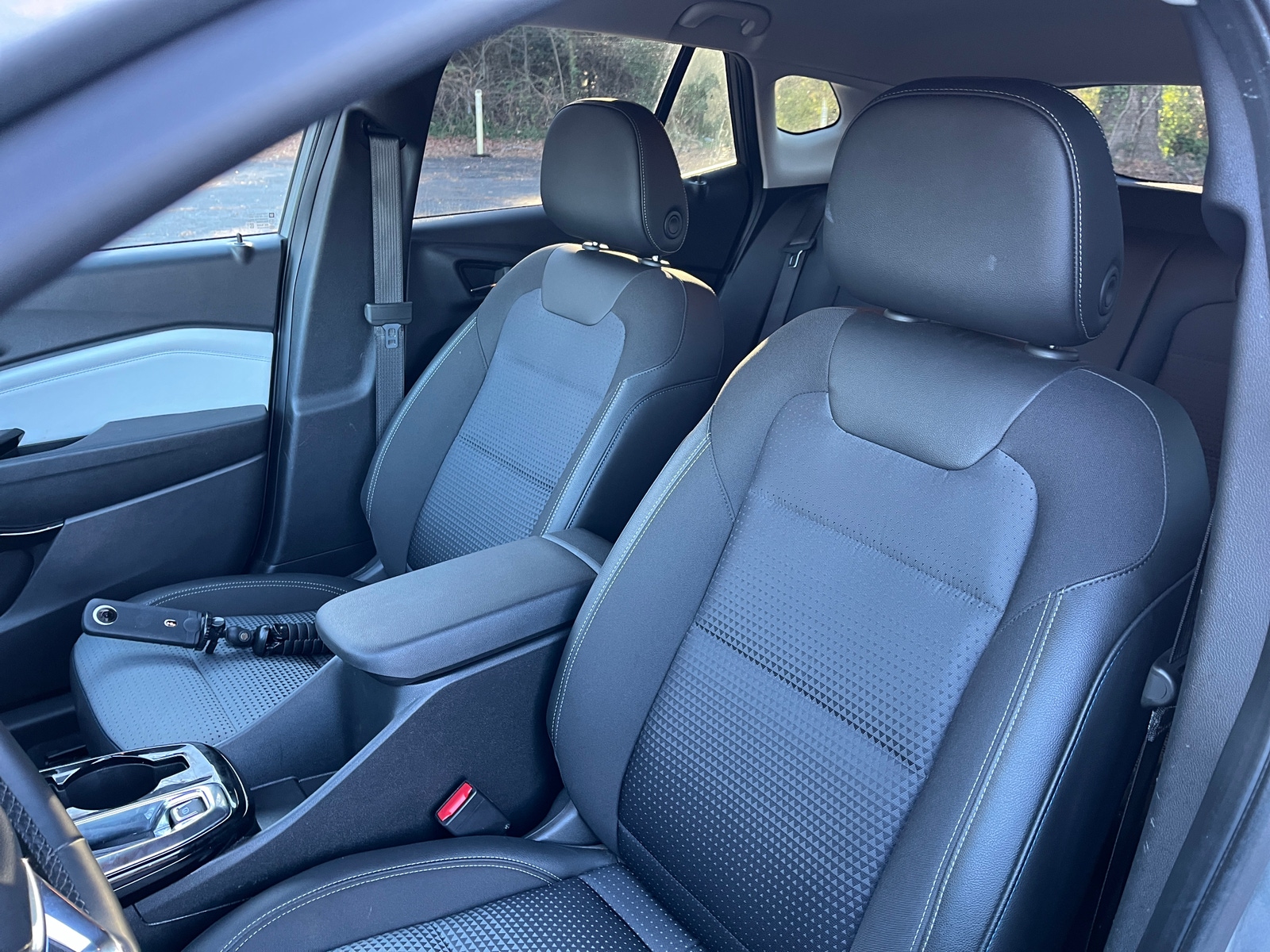 Thumbnail: 2025 Chevrolet Trax - 2