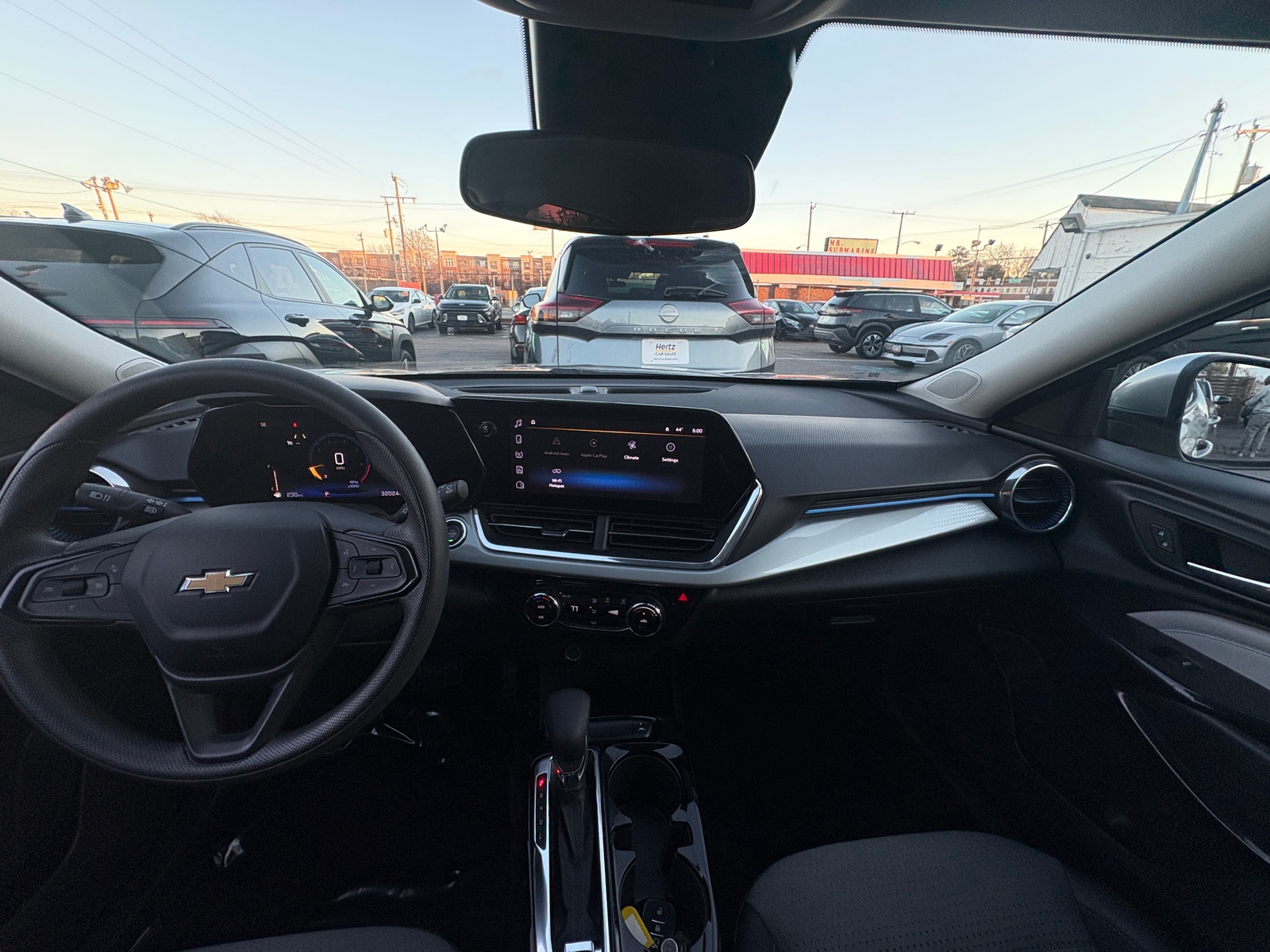 Thumbnail: 2025 Chevrolet Trax - 3