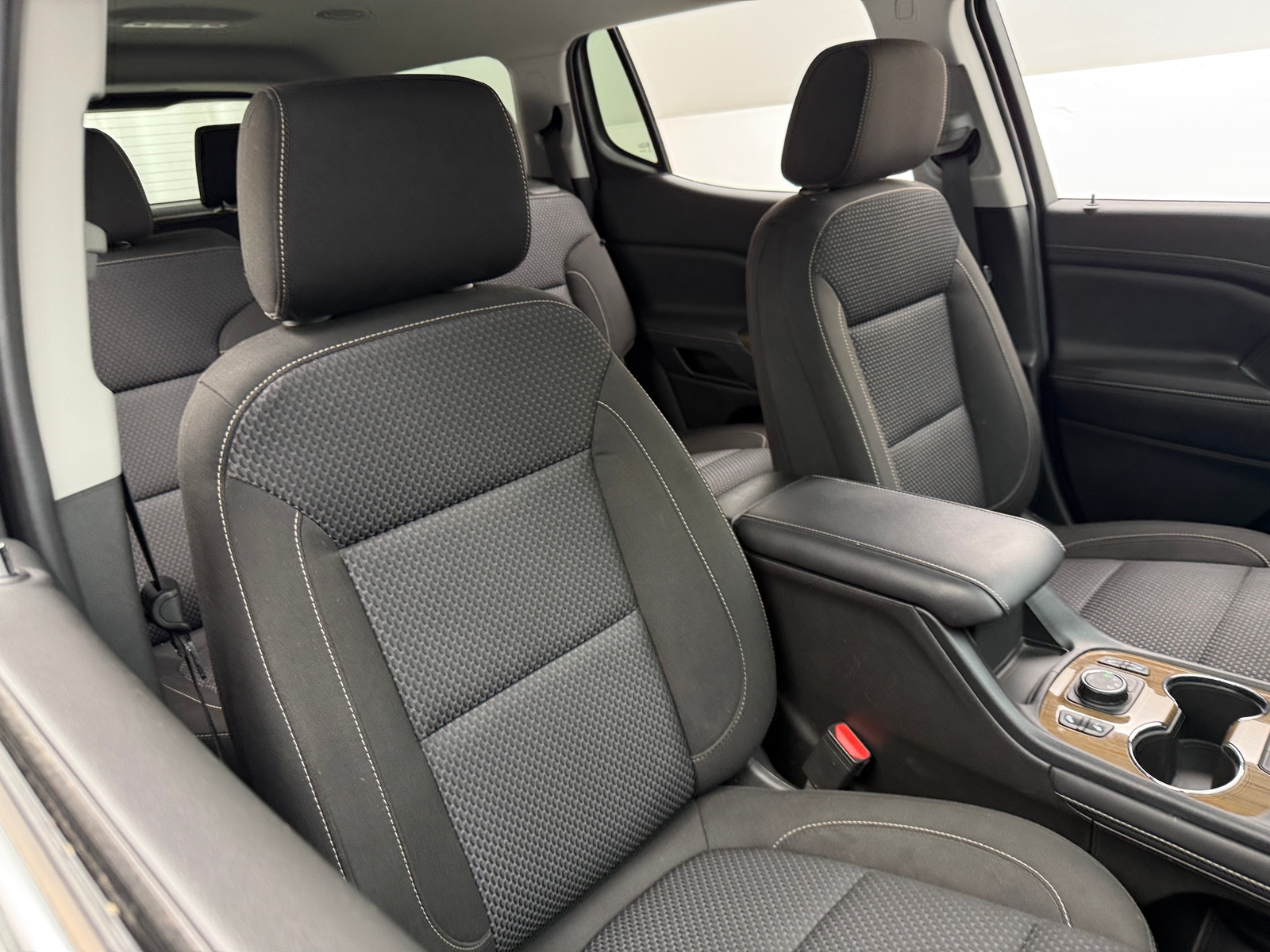 Thumbnail: 2023 GMC Acadia - 2