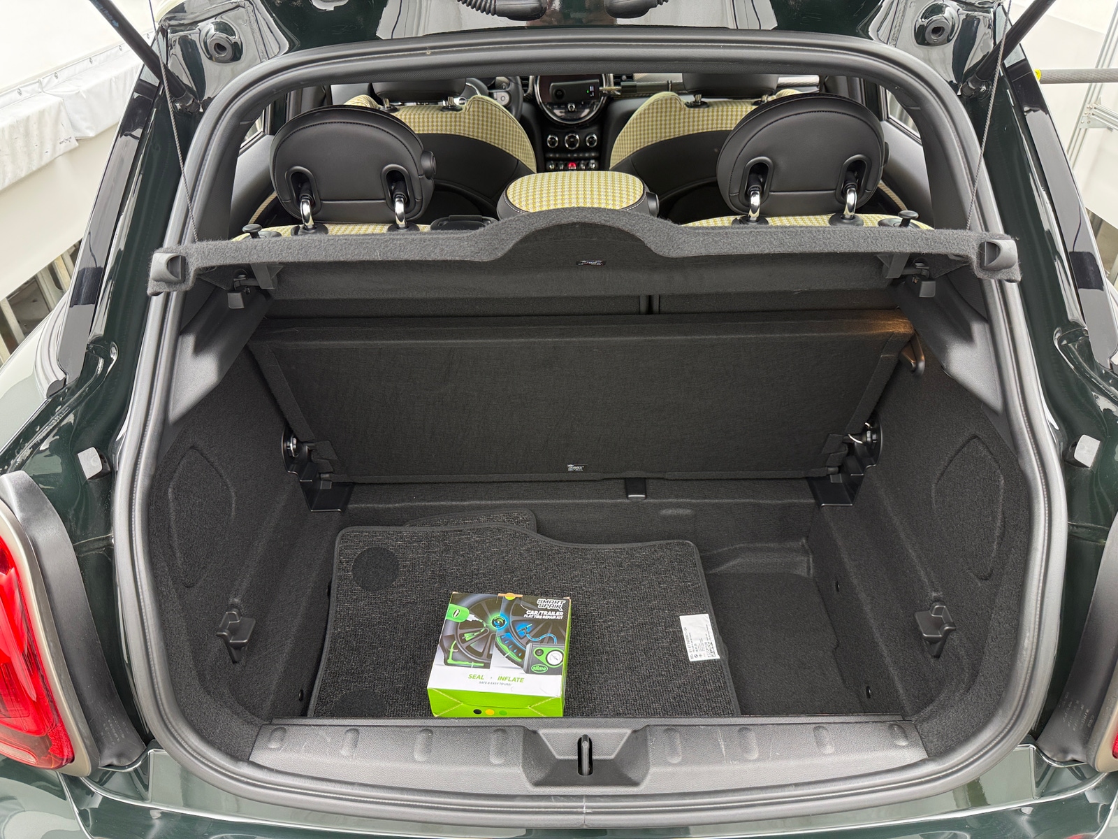 Thumbnail: 2023 MINI Cooper Hardtop - 7