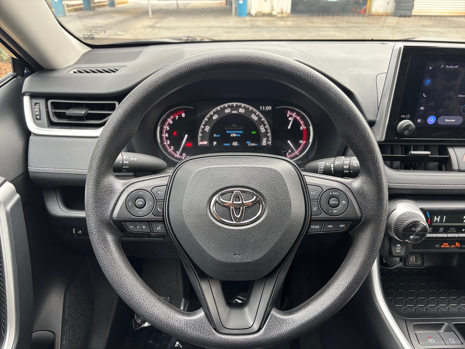 Thumbnail: 2025 Toyota RAV4 - 5