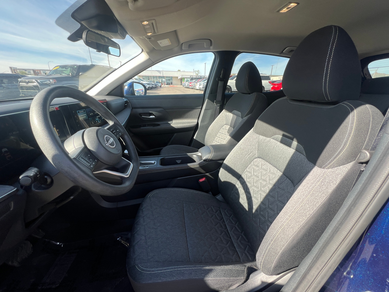 Thumbnail: 2025 Nissan Kicks - 2