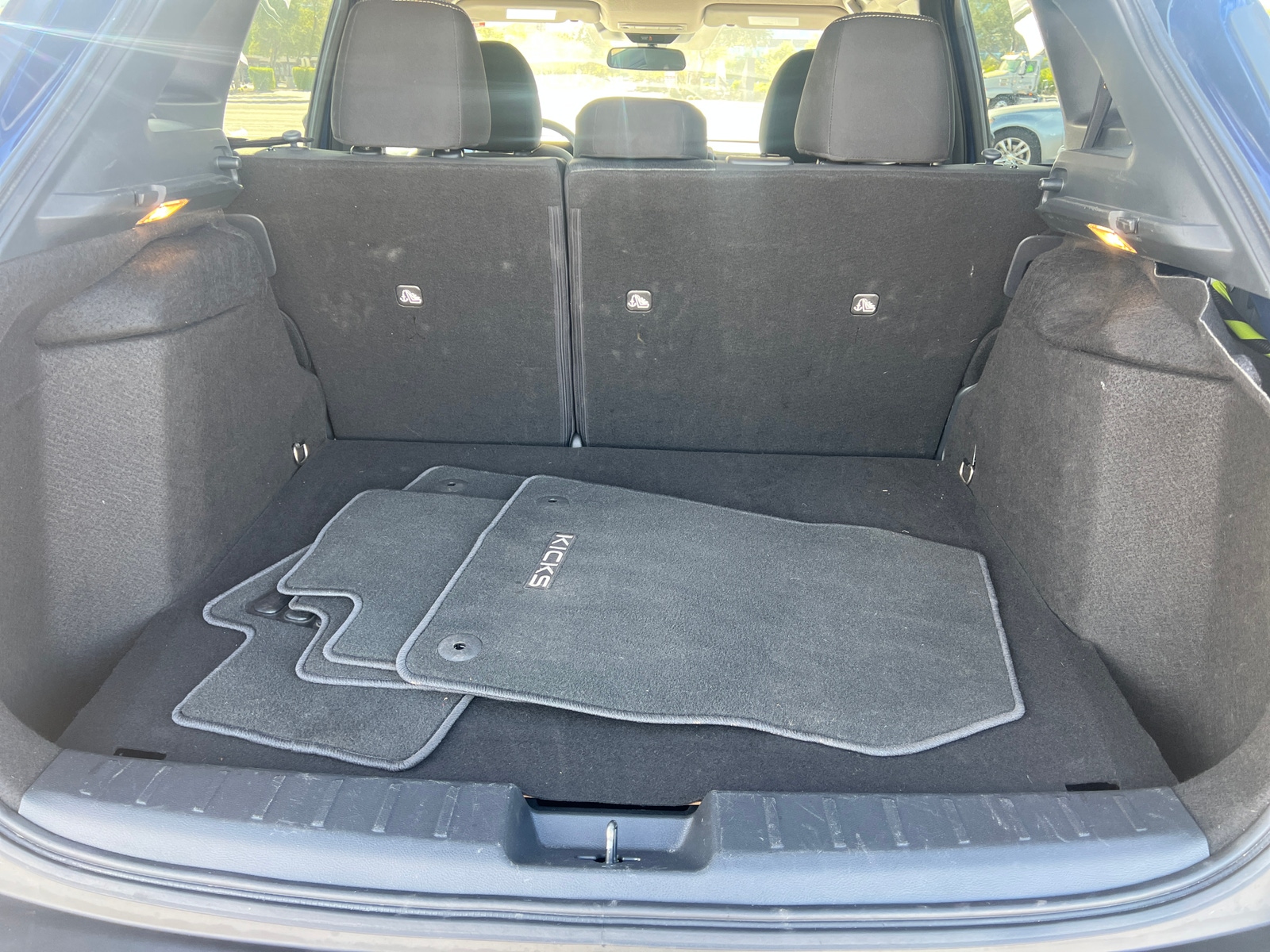 Thumbnail: 2025 Nissan Kicks - 6