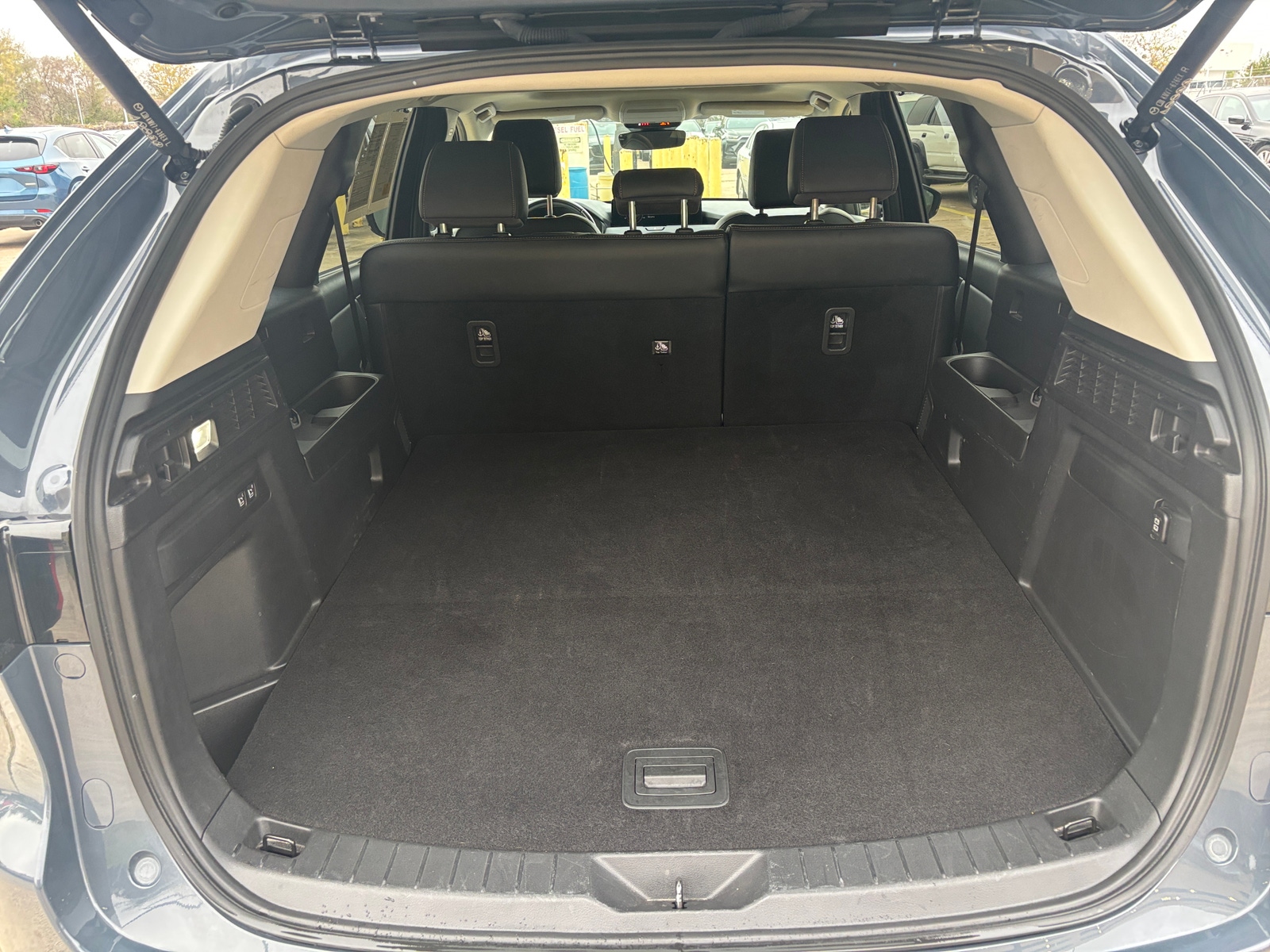 Thumbnail: 2025 Mazda CX-70 - 6