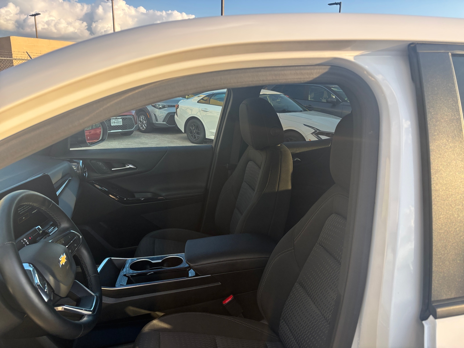 Thumbnail: 2025 Chevrolet Equinox - 2