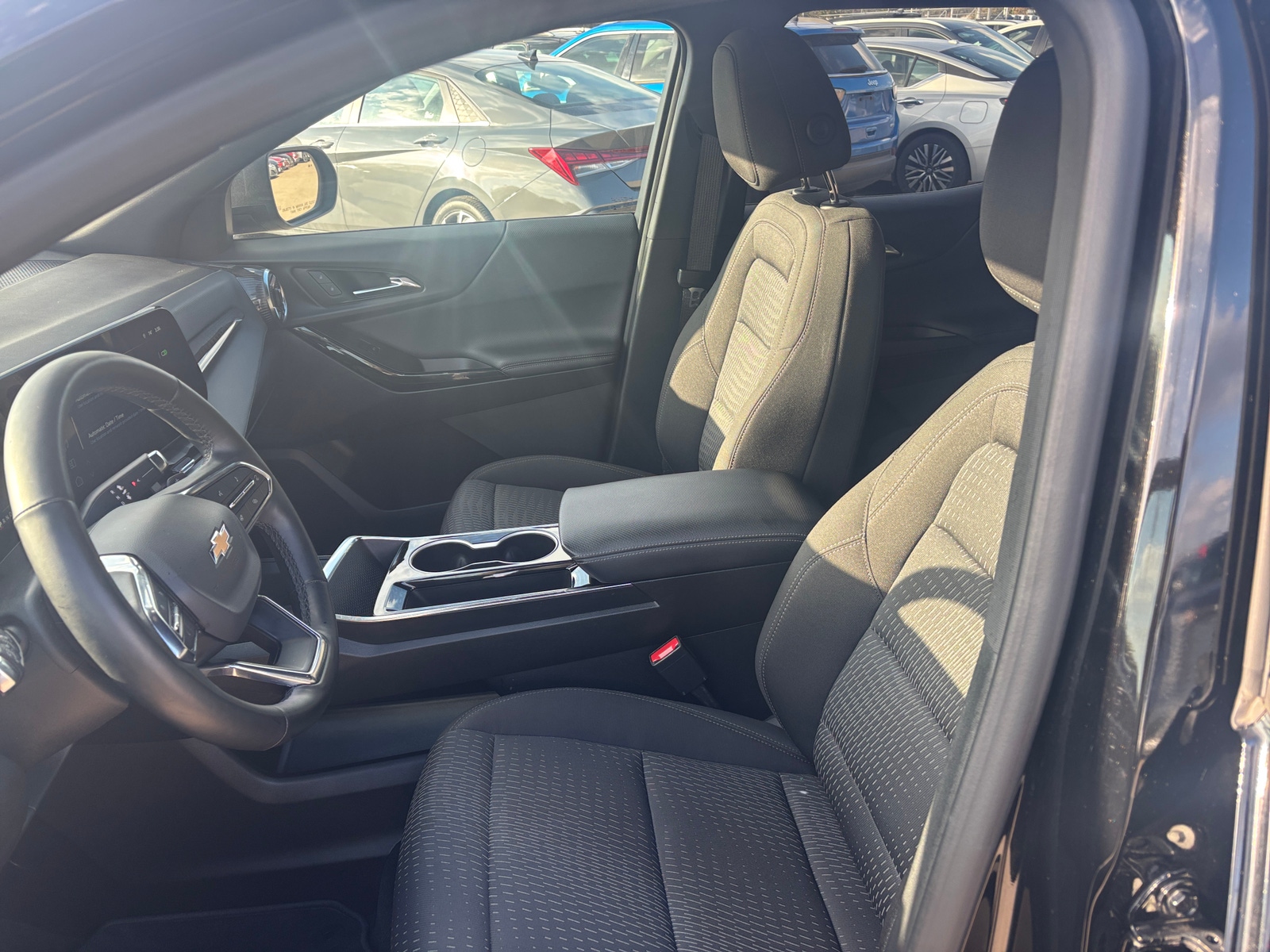 Thumbnail: 2025 Chevrolet Equinox - 2