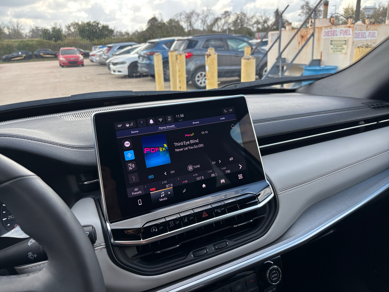 Thumbnail: 2025 Jeep Compass - 4