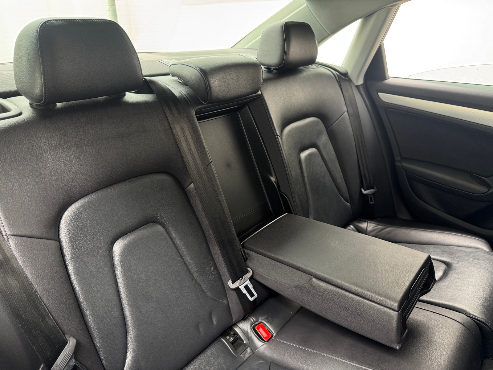 Thumbnail: 2015 Audi A4 - 5