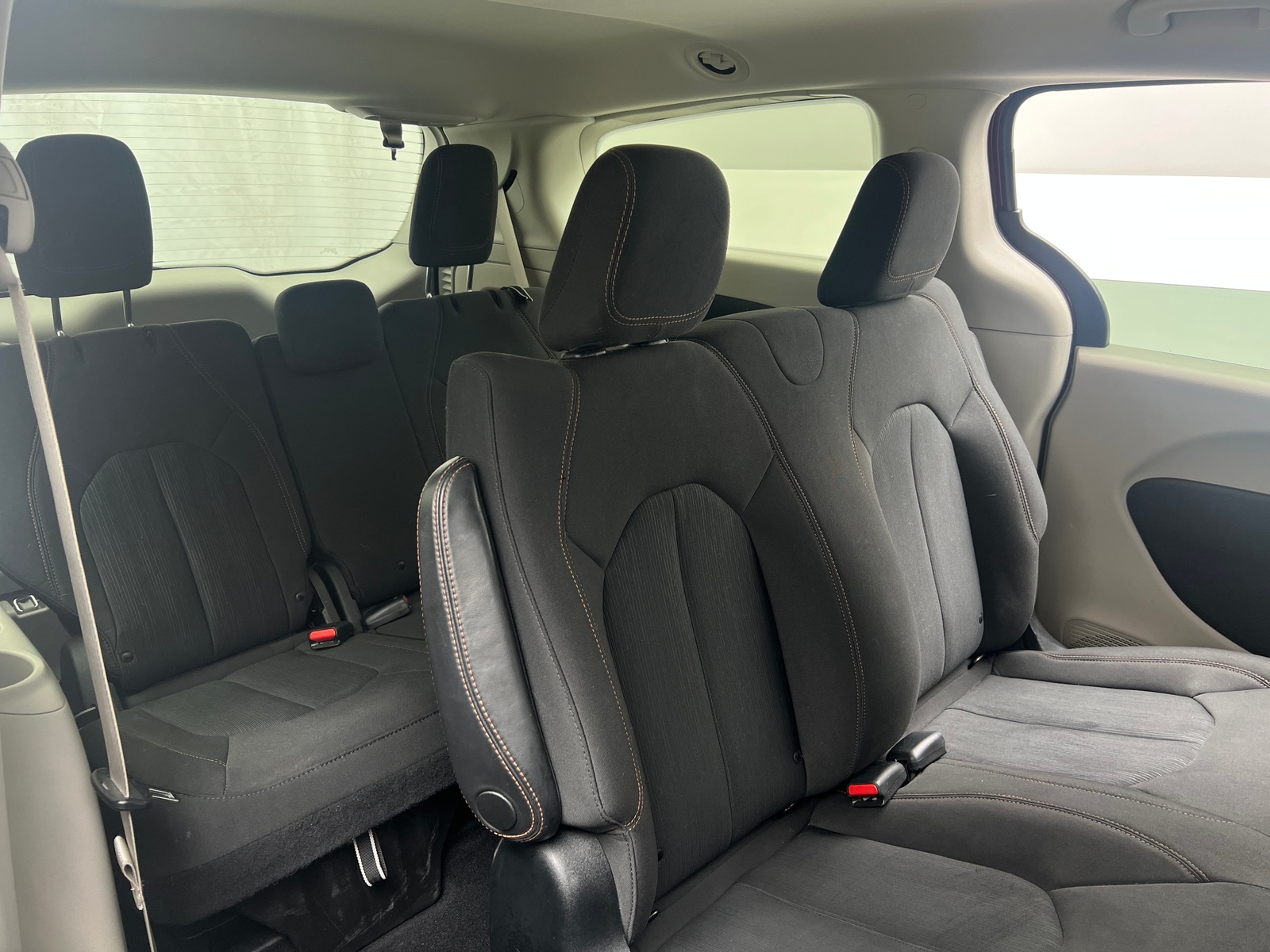 Thumbnail: 2019 Chrysler Pacifica - 6