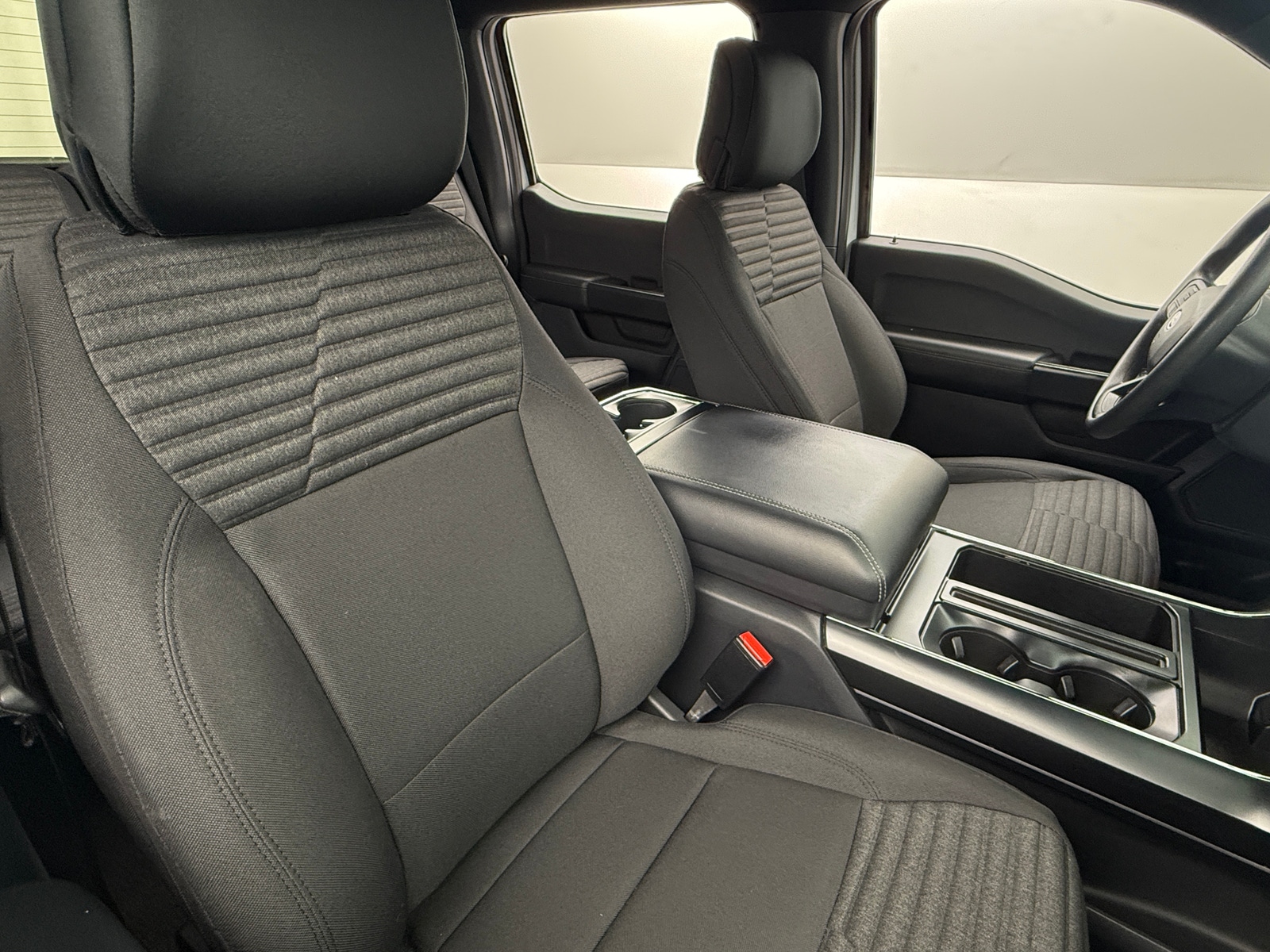 Thumbnail: 2022 Ford Econoline - 2