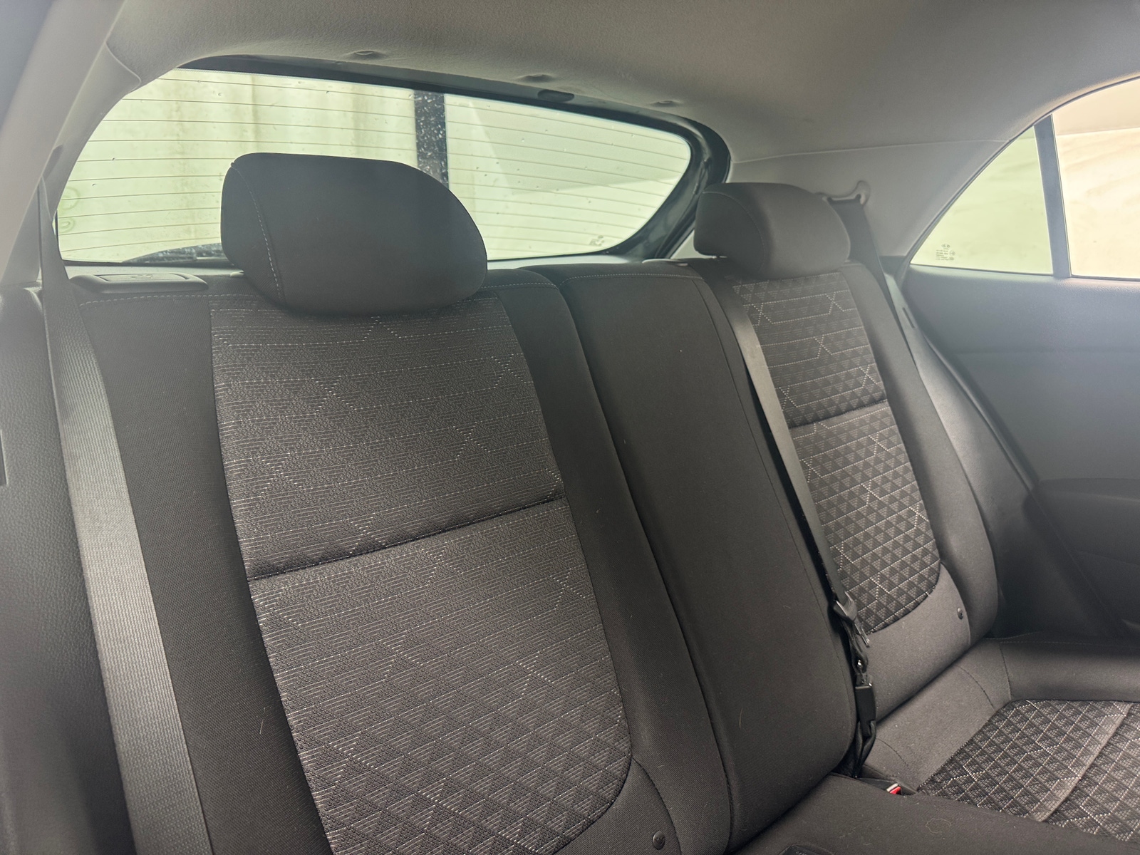 Thumbnail: 2018 Kia Rio - 6