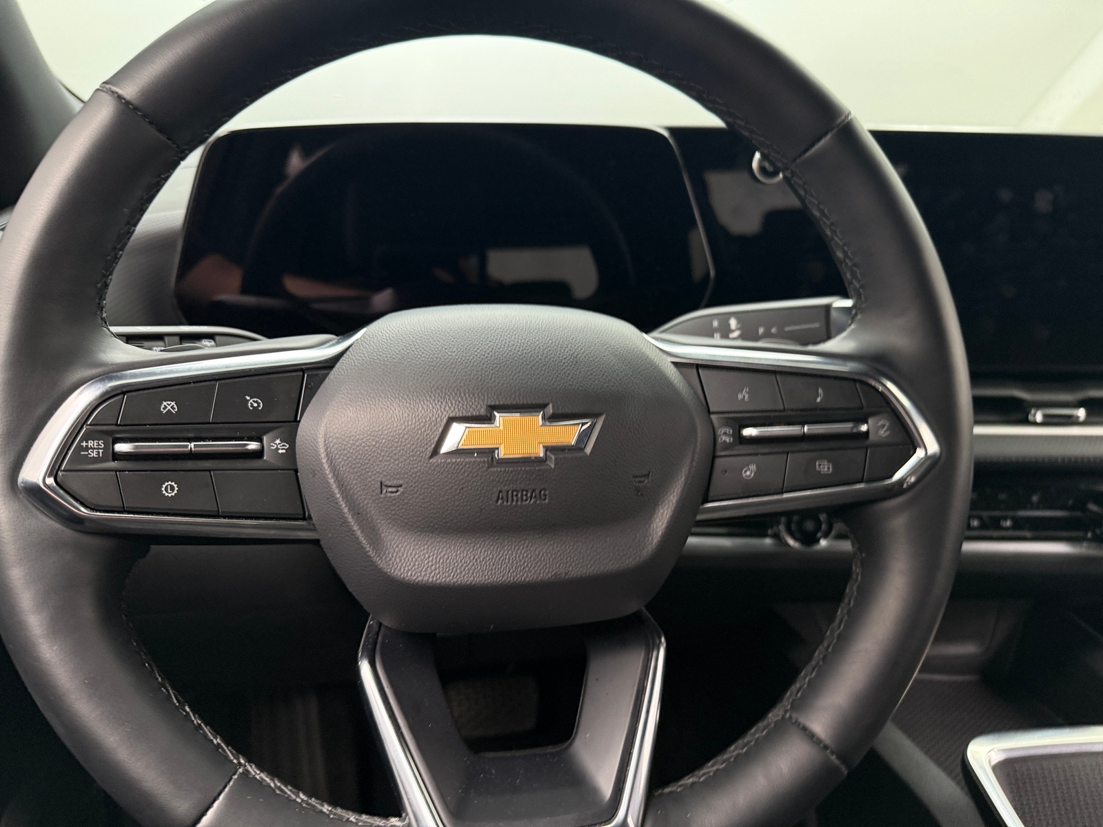 Thumbnail: 2025 Chevrolet Equinox - 5