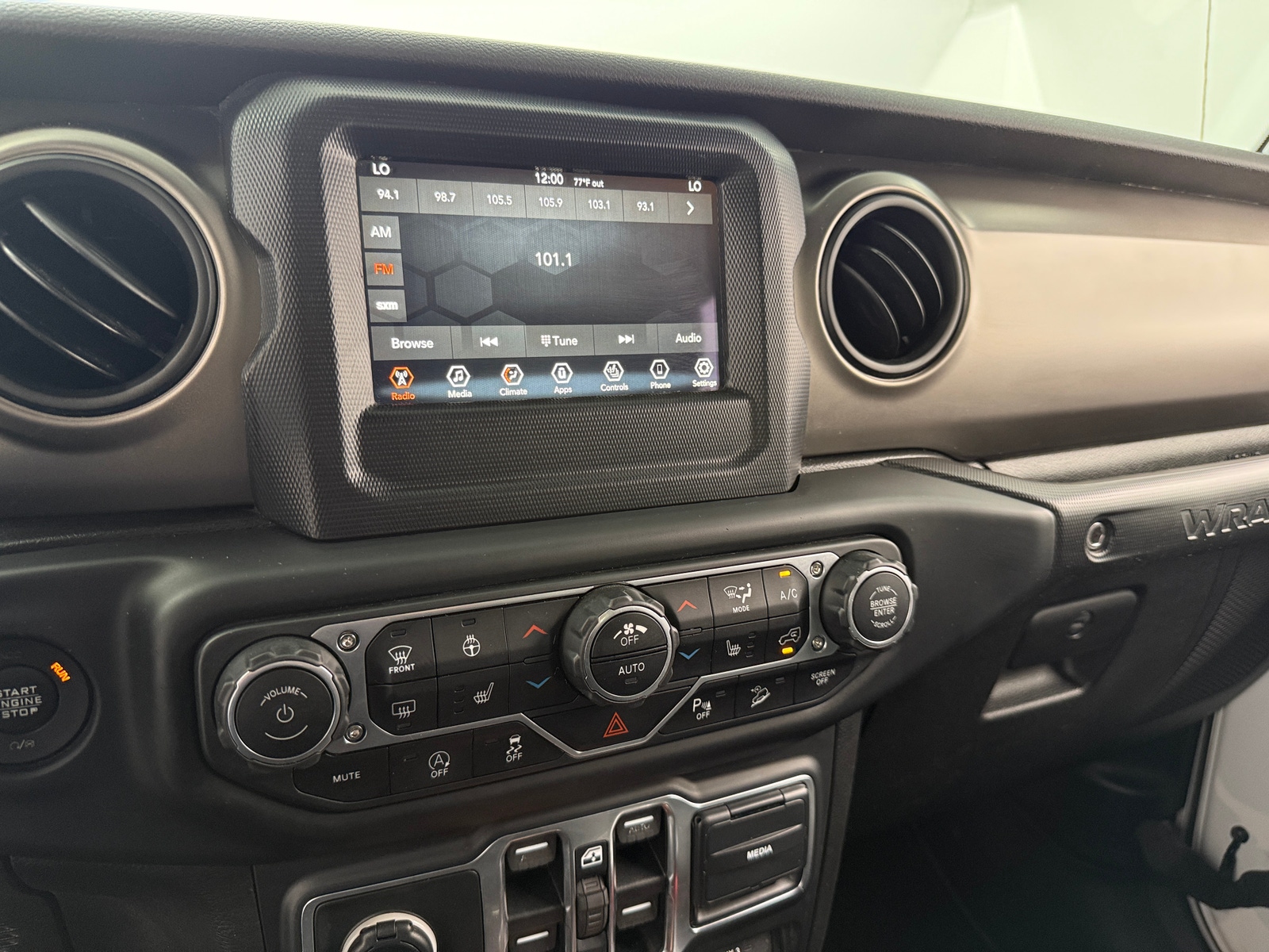 Thumbnail: 2018 Jeep Wrangler - 4