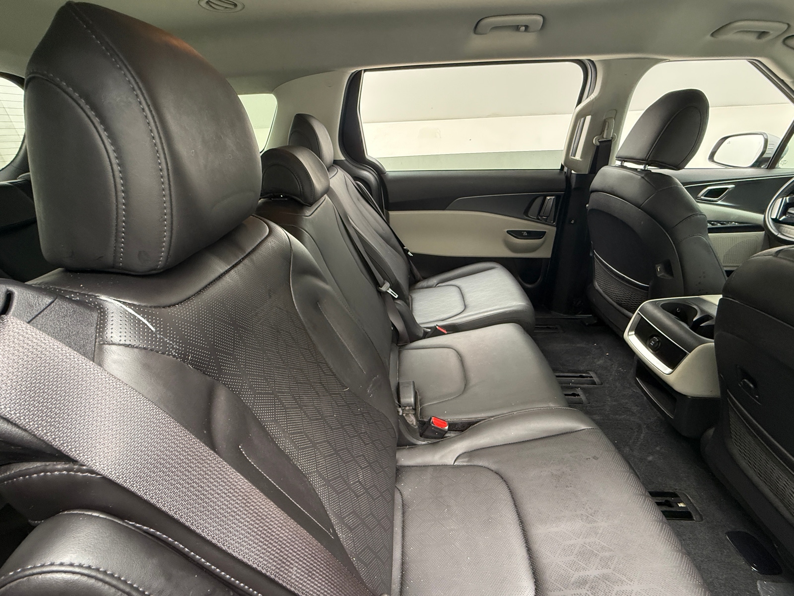 Thumbnail: 2022 Kia Carnival - 5