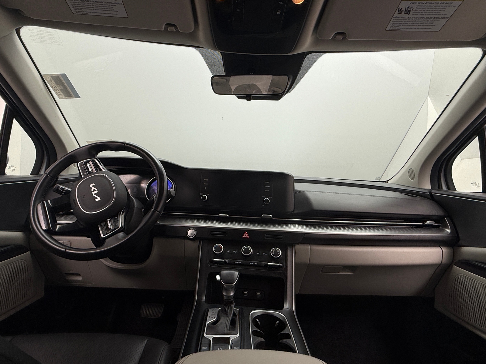 Thumbnail: 2022 Kia Carnival - 2