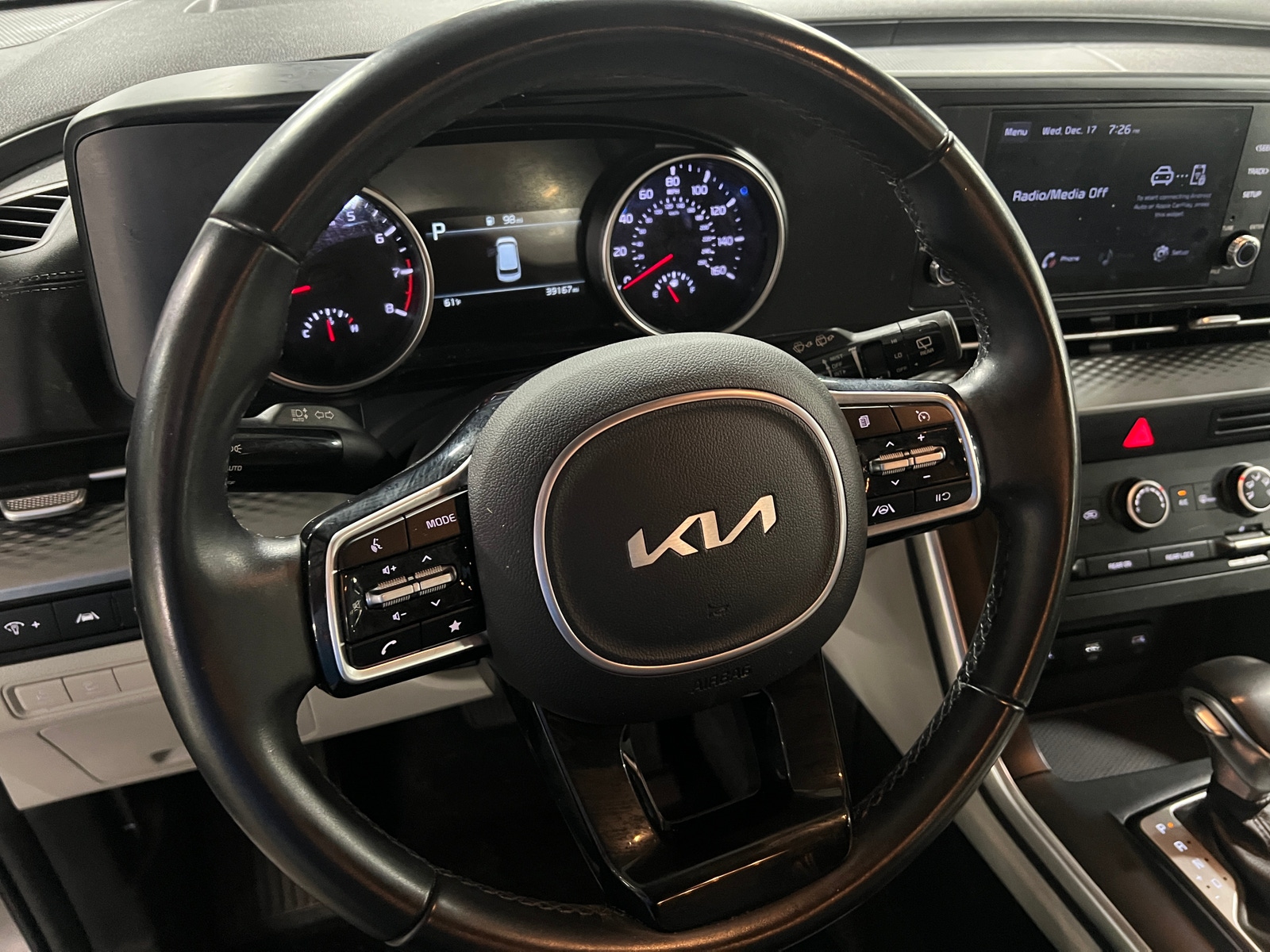 Thumbnail: 2022 Kia Carnival - 4