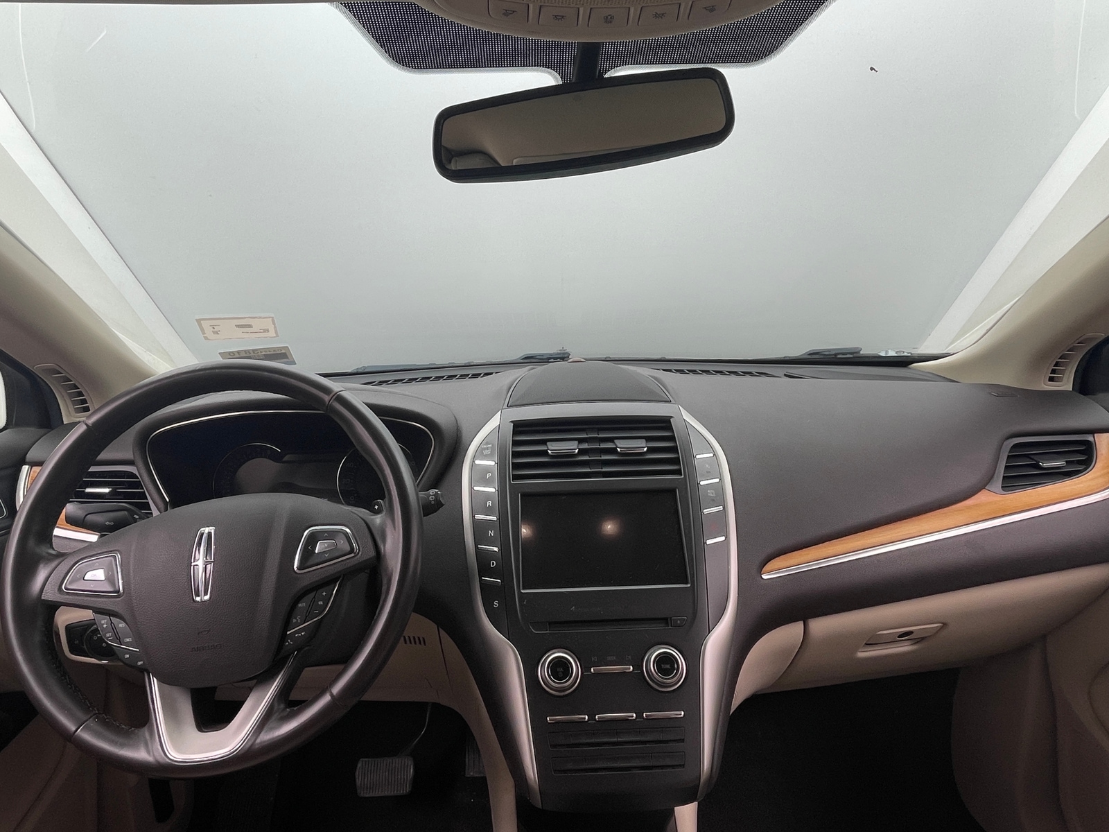 Thumbnail: 2017 Lincoln MKC - 2