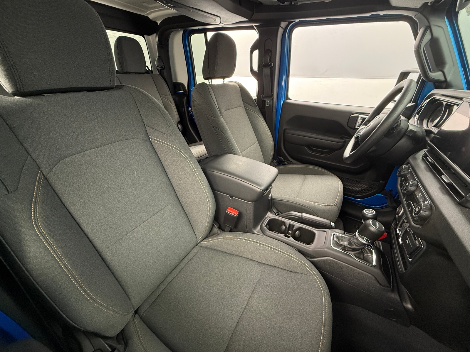 Thumbnail: 2025 Jeep Gladiator - 2