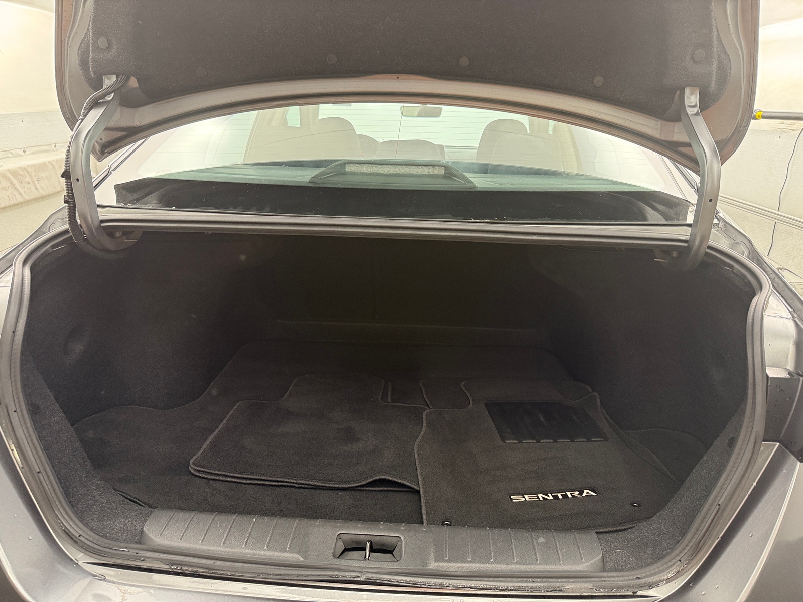 Thumbnail: 2020 Nissan Sentra - 7