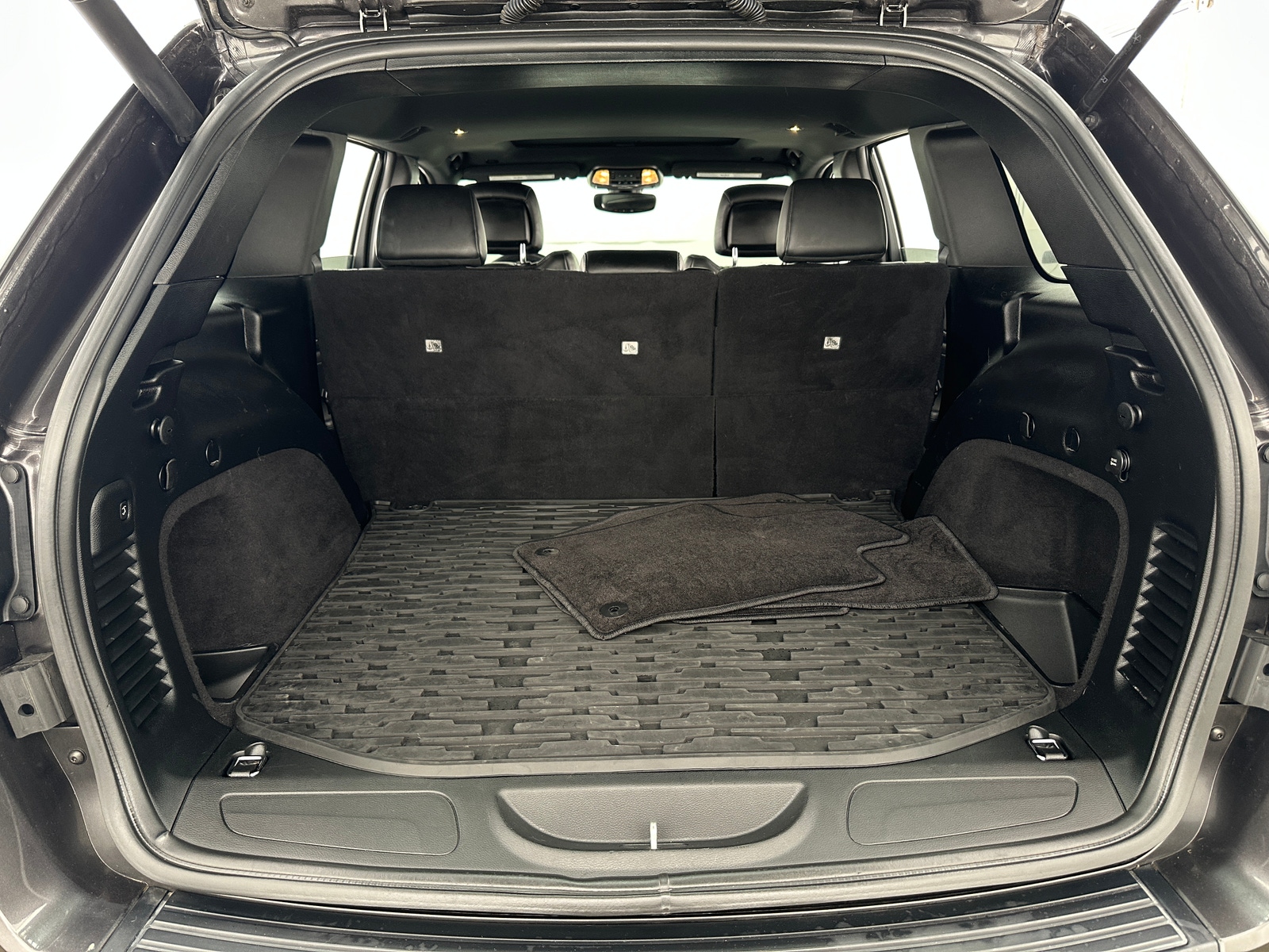 Thumbnail: 2019 Jeep Grand Cherokee - 7