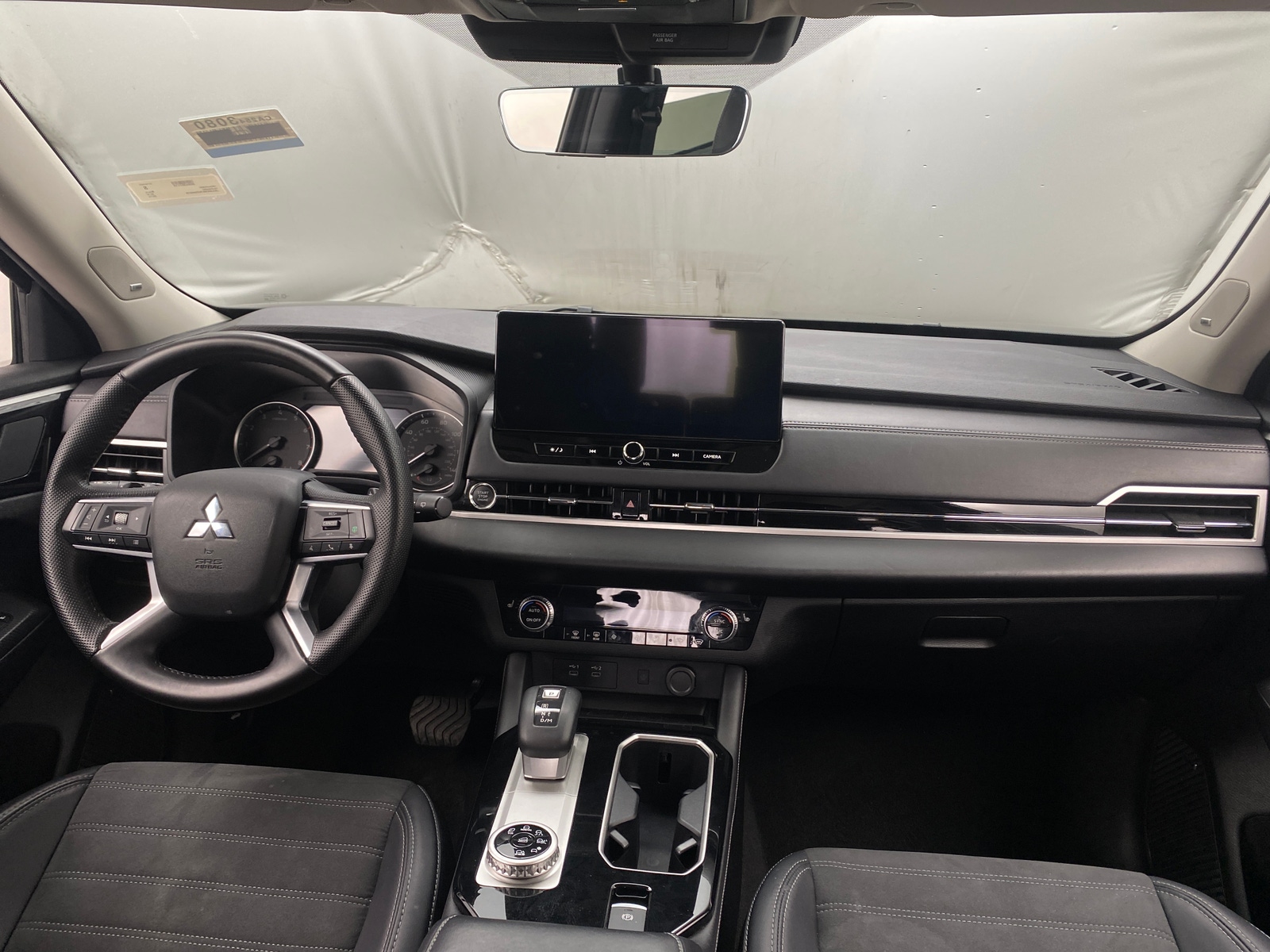 Thumbnail: 2025 Mitsubishi Outlander - 2