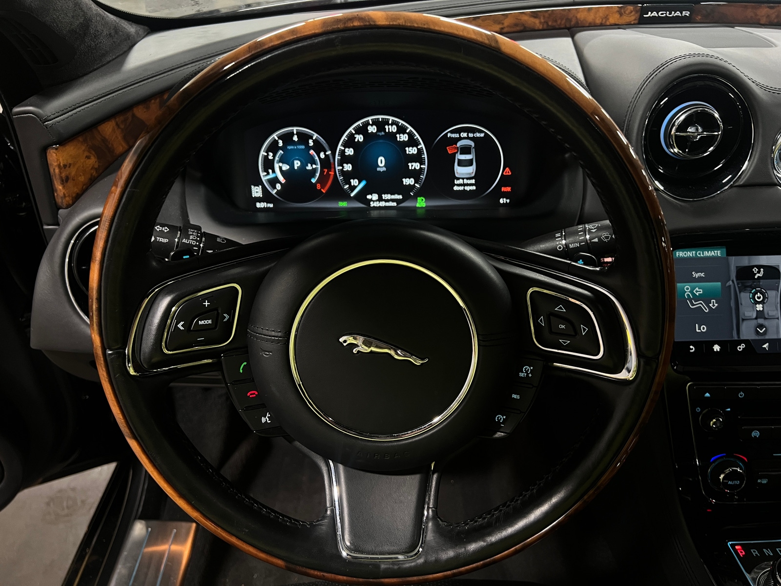 Thumbnail: 2018 Jaguar XJ - 4