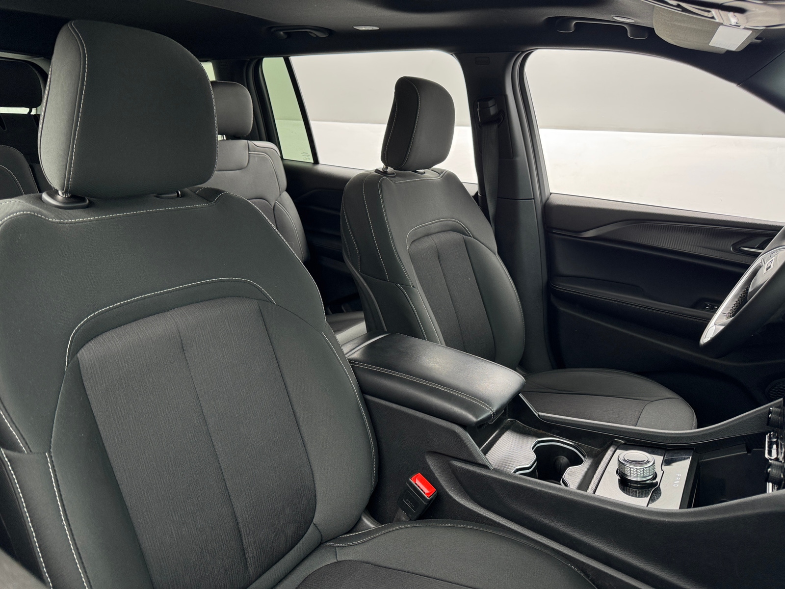 Thumbnail: 2025 Jeep Grand Cherokee L - 2