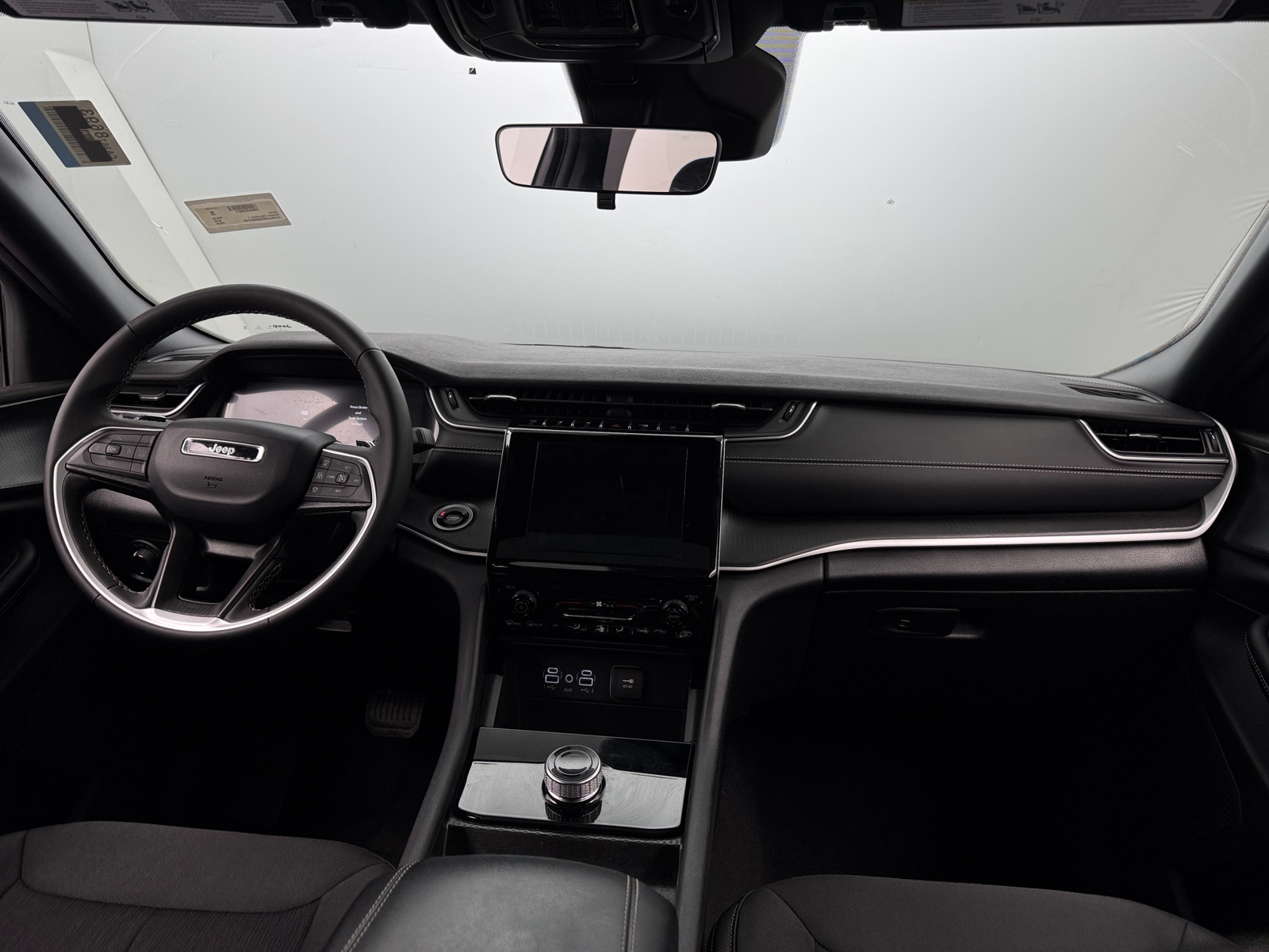 Thumbnail: 2025 Jeep Grand Cherokee L - 3