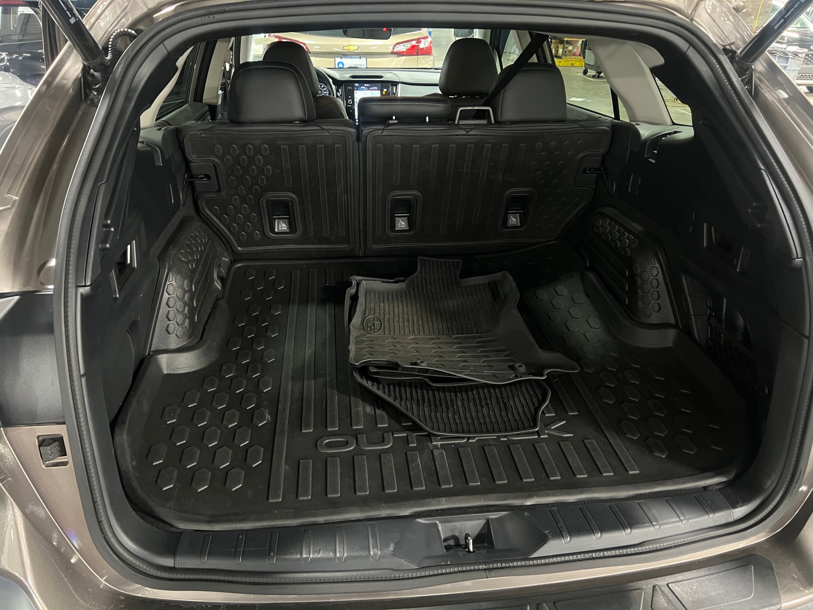 Thumbnail: 2022 Subaru Outback - 6