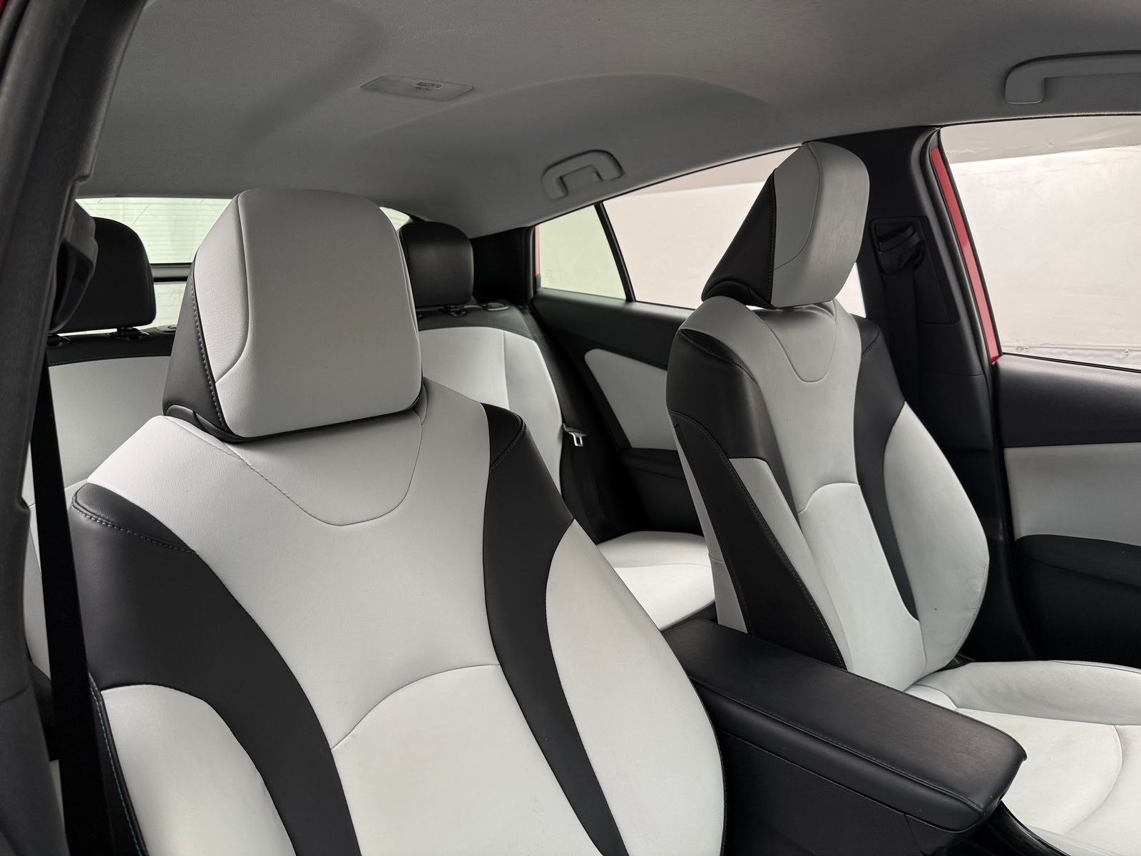 Thumbnail: 2021 Toyota Prius - 2