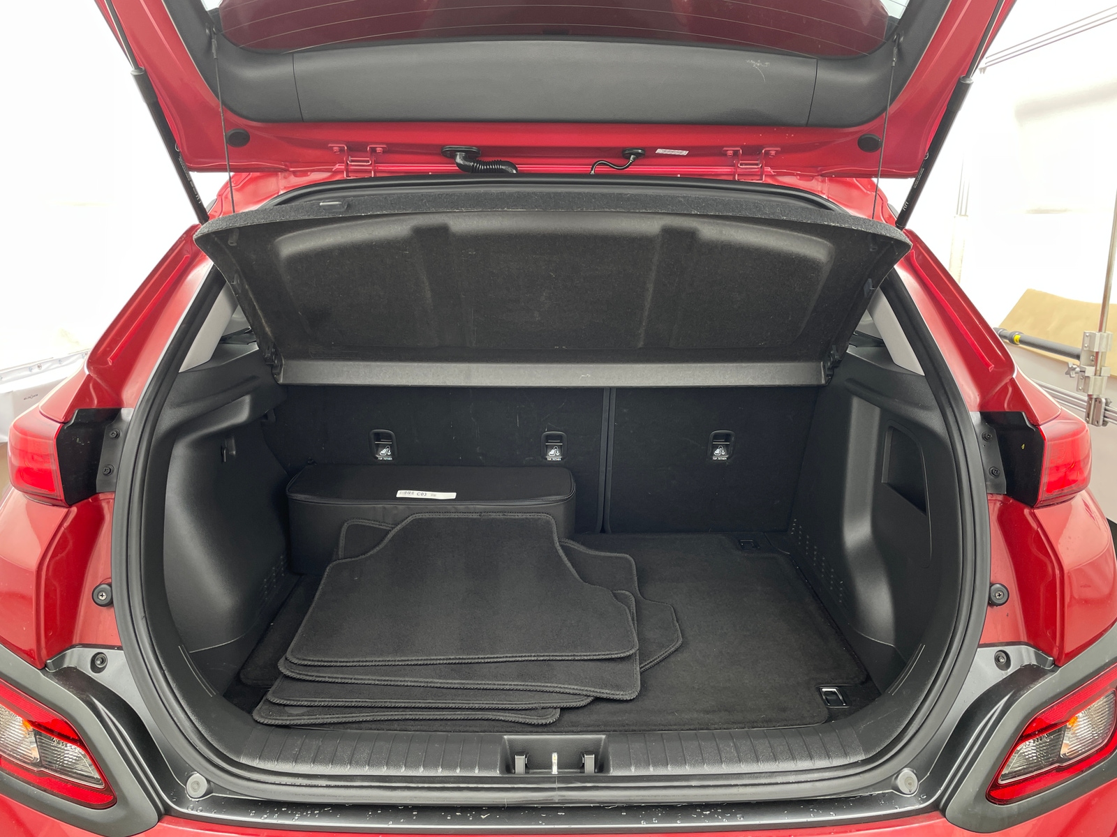 Thumbnail: 2021 Hyundai Kona - 6