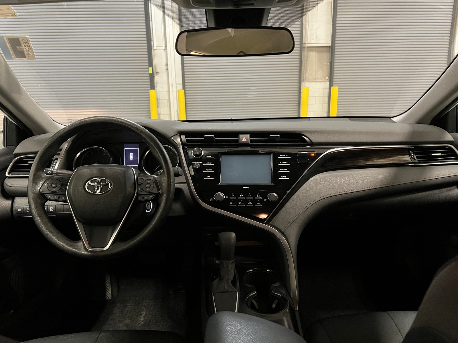 Thumbnail: 2020 Toyota Camry - 3