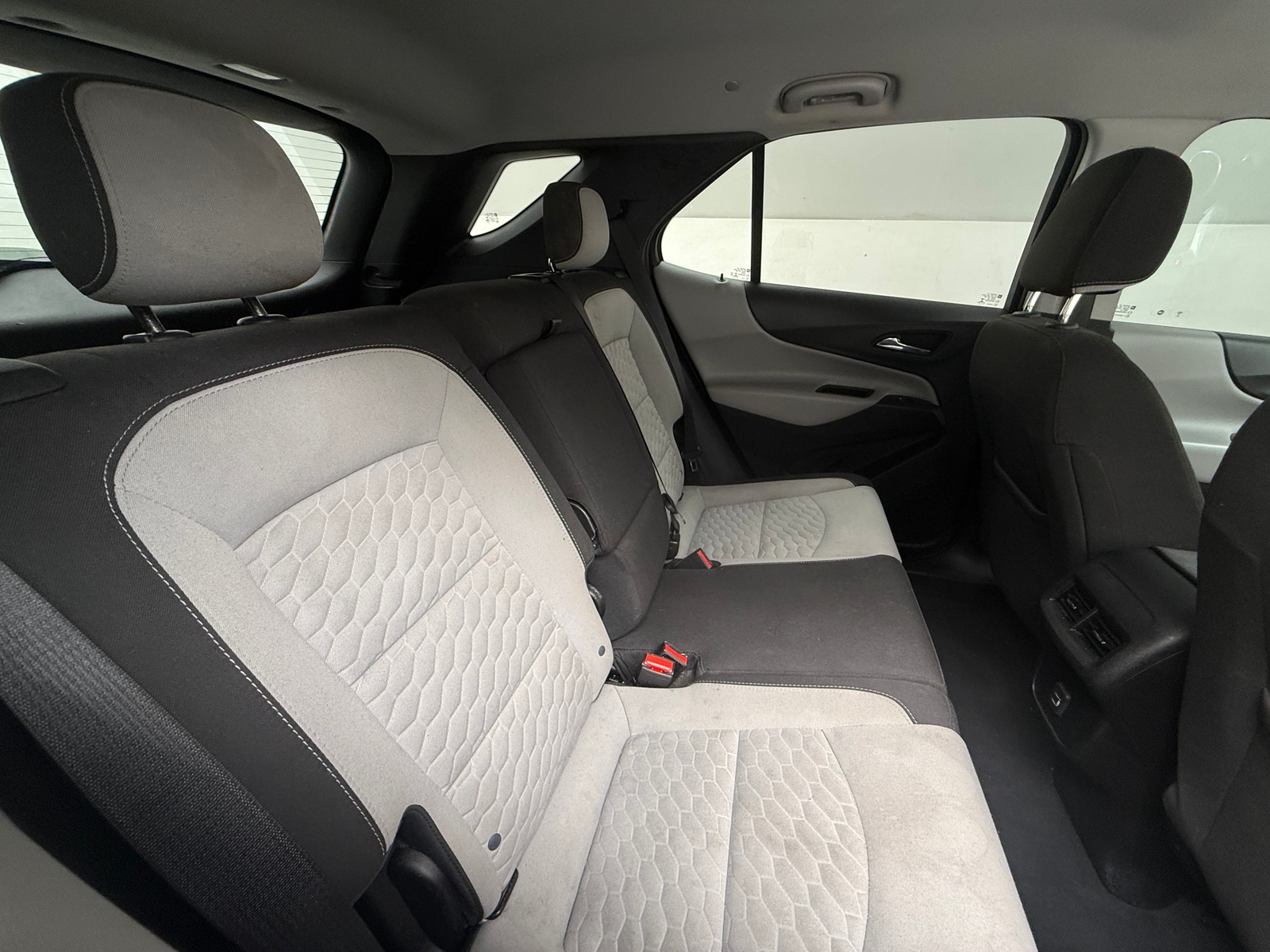 Thumbnail: 2019 Chevrolet Equinox - 6