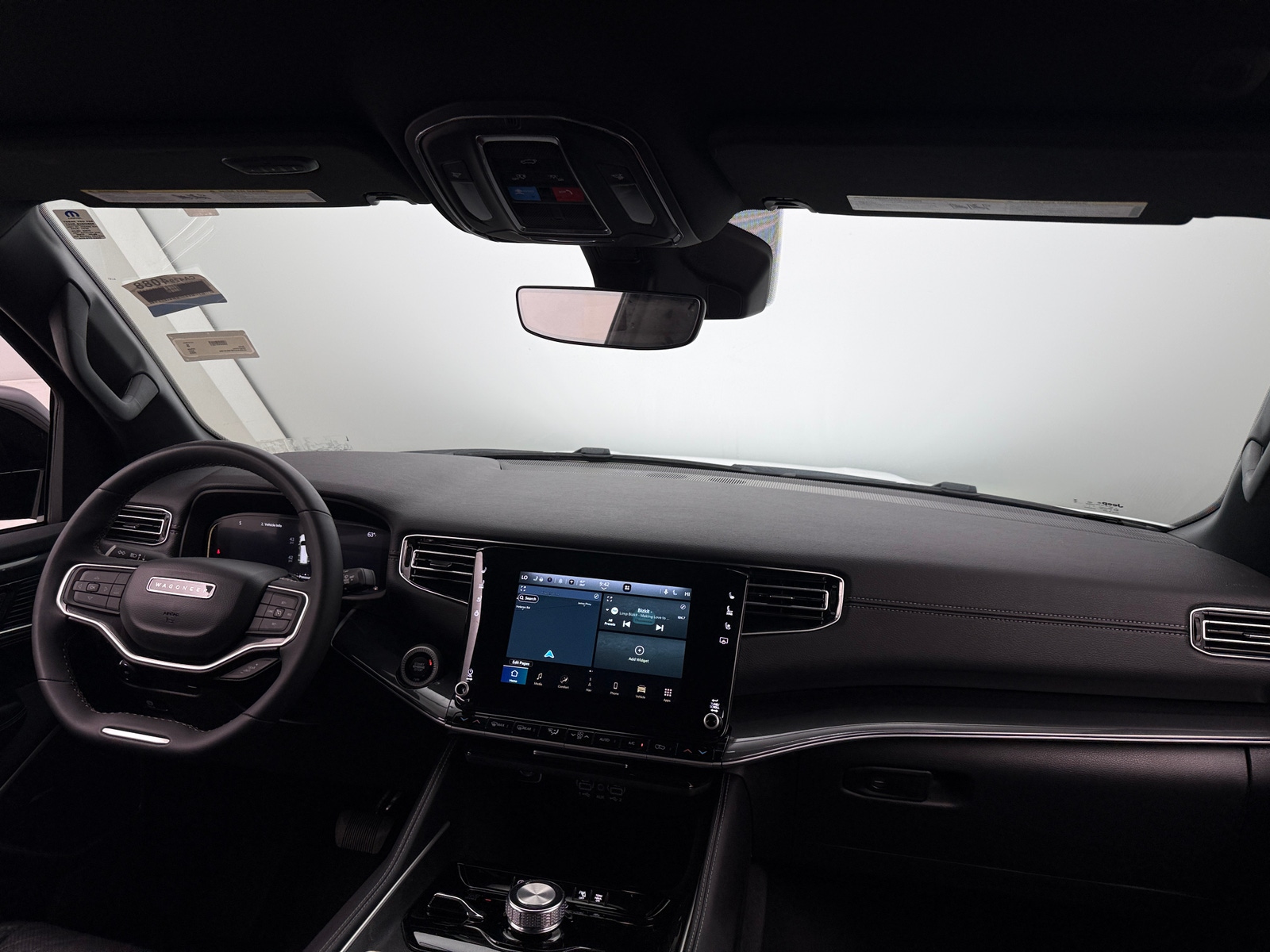 Thumbnail: 2023 Jeep Wagoneer - 2