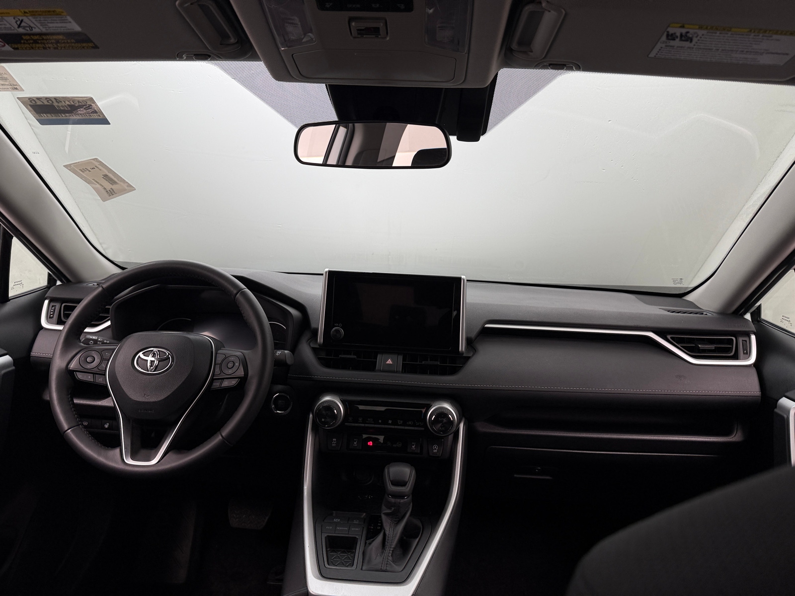 Thumbnail: 2025 Toyota RAV4 - 3