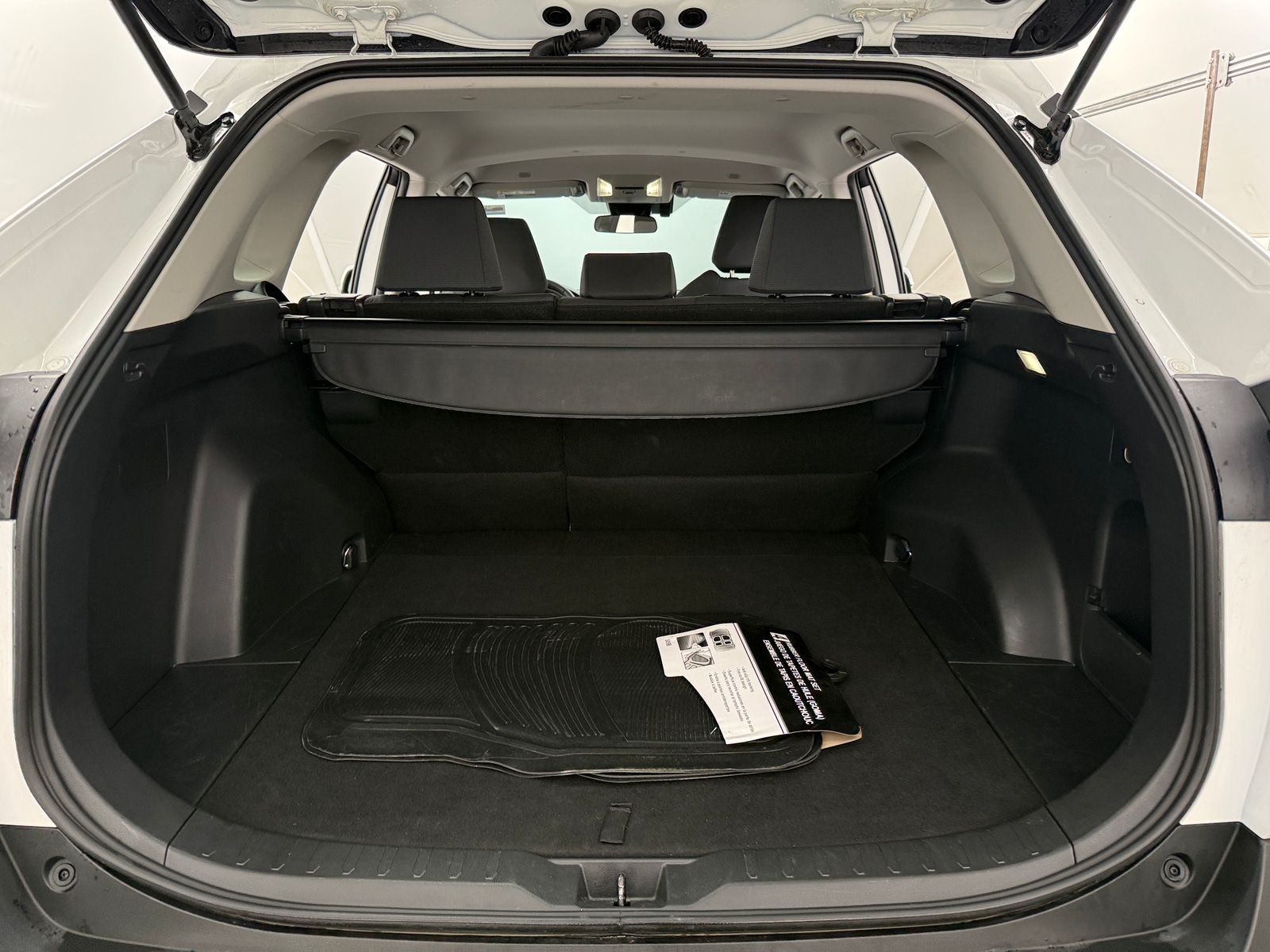 Thumbnail: 2025 Toyota RAV4 - 7