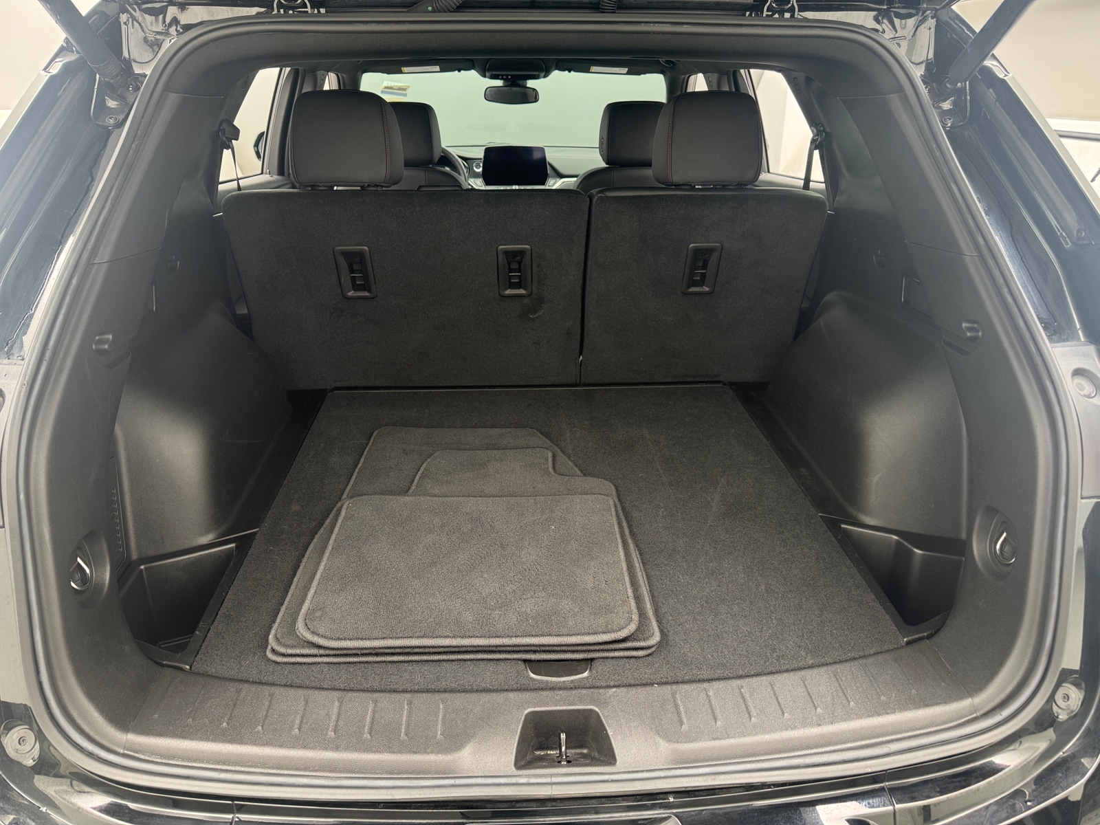 Thumbnail: 2025 Chevrolet Blazer - 6