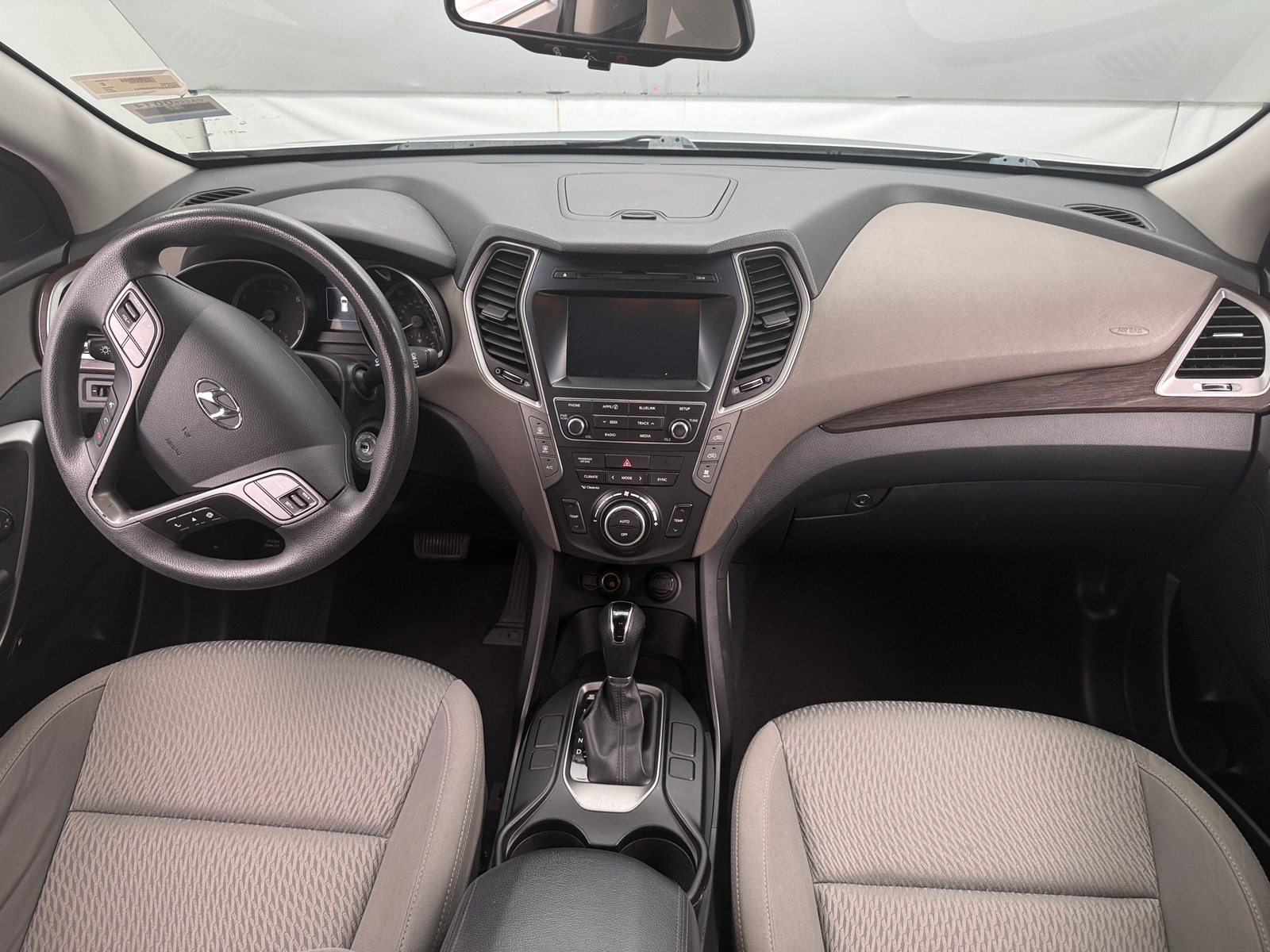 Thumbnail: 2017 Hyundai Santa Fe - 3