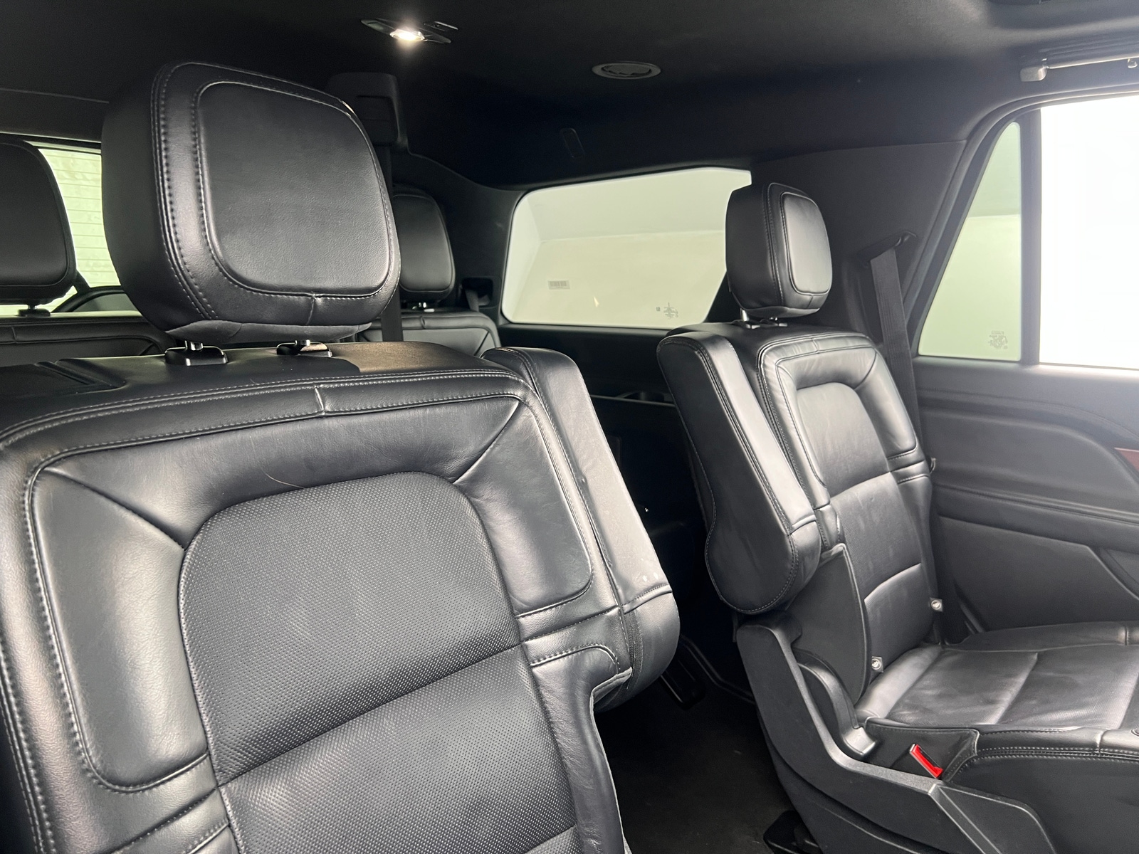 Thumbnail: 2023 Lincoln Navigator - 5