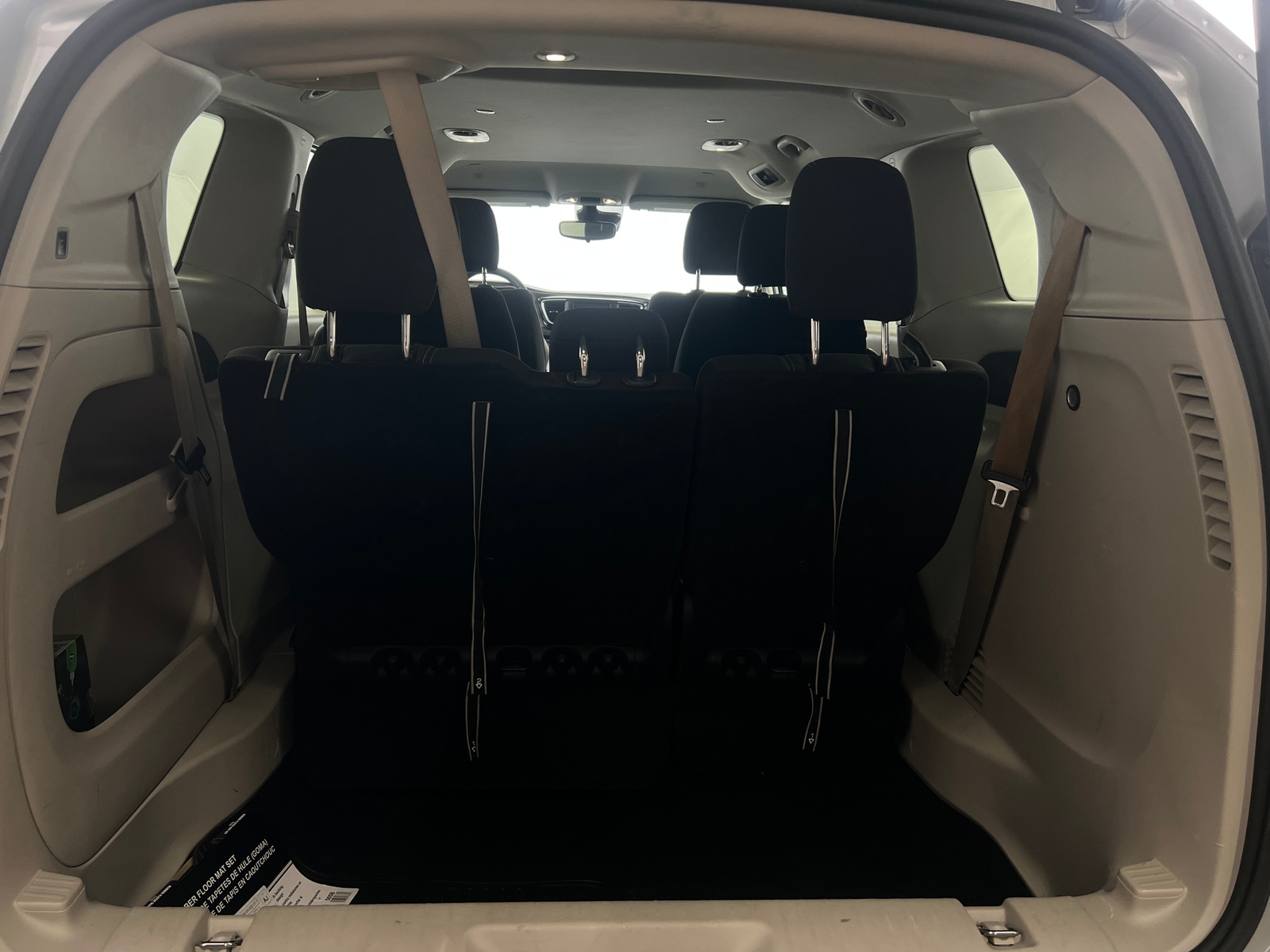 Thumbnail: 2024 Chrysler Voyager - 7