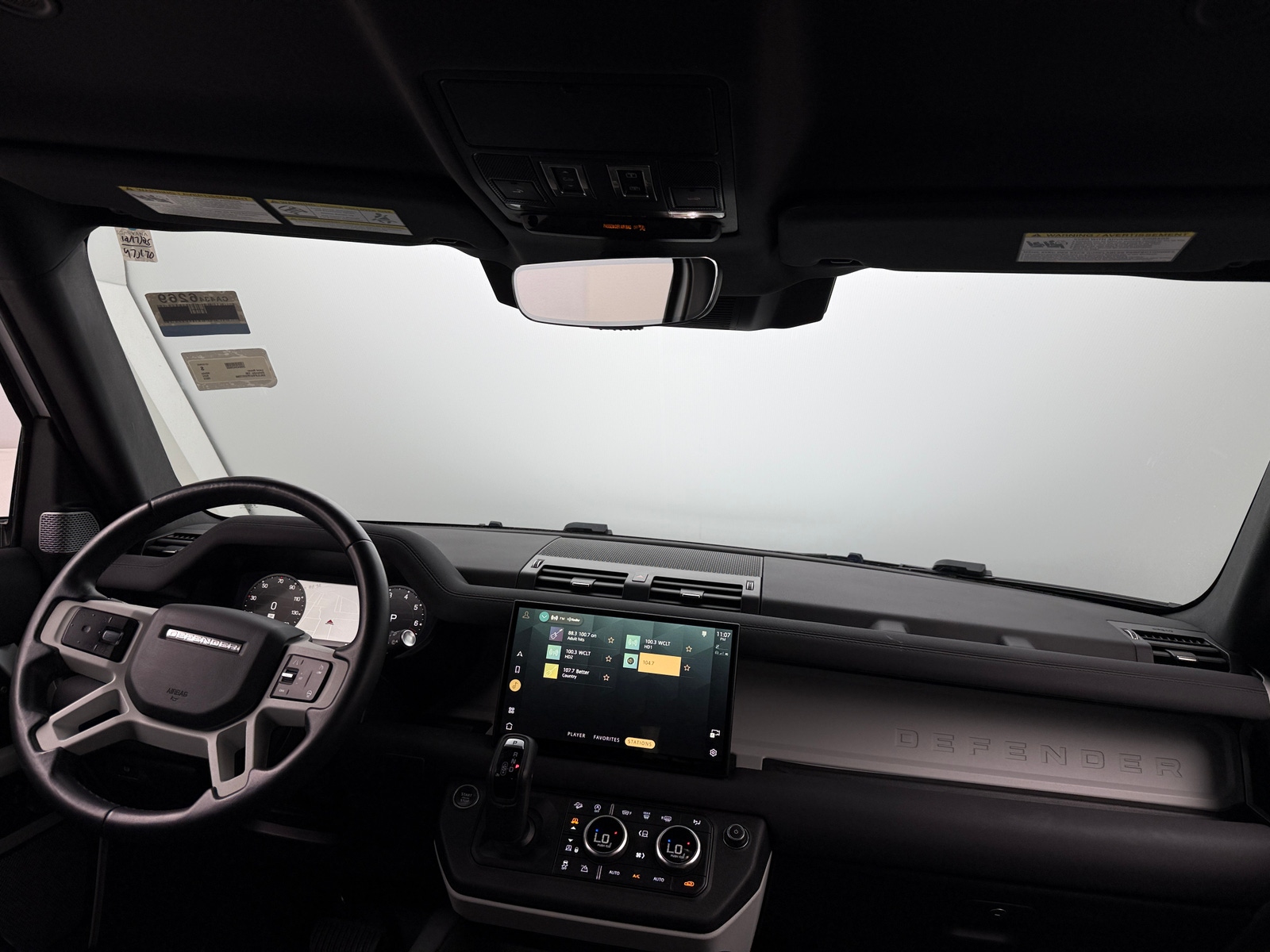 Thumbnail: 2023 Land Rover Defender - 3