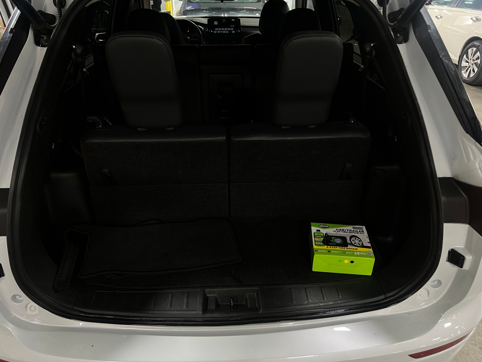 Thumbnail: 2024 Mitsubishi Outlander - 6