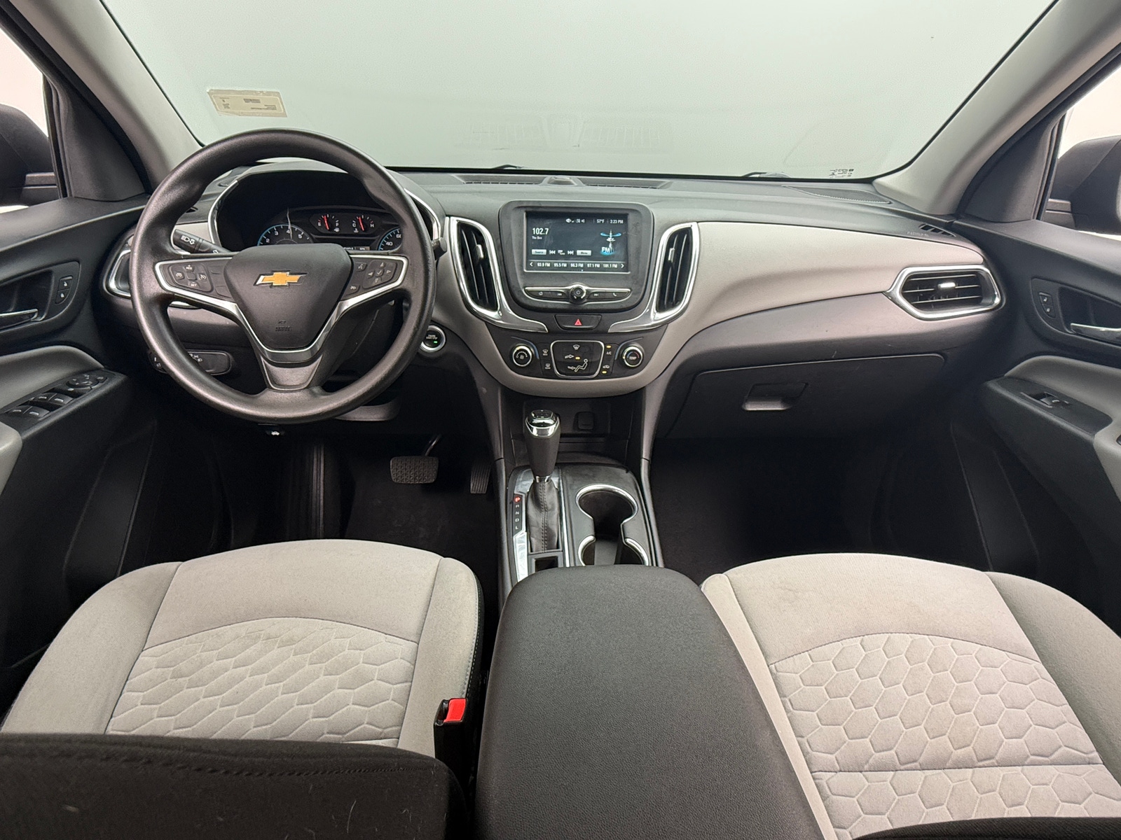 Thumbnail: 2018 Chevrolet Equinox - 3