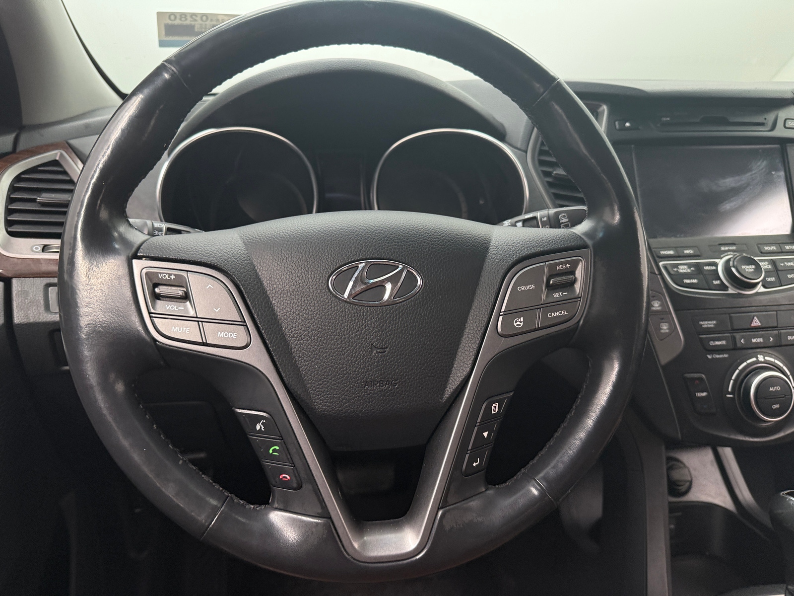 Thumbnail: 2014 Hyundai Santa Fe - 4