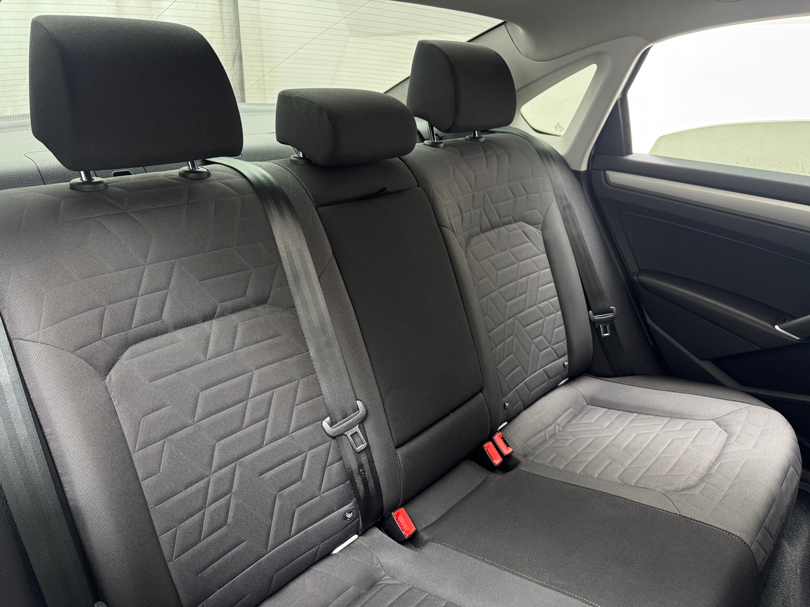 Thumbnail: 2021 Volkswagen Passat - 6